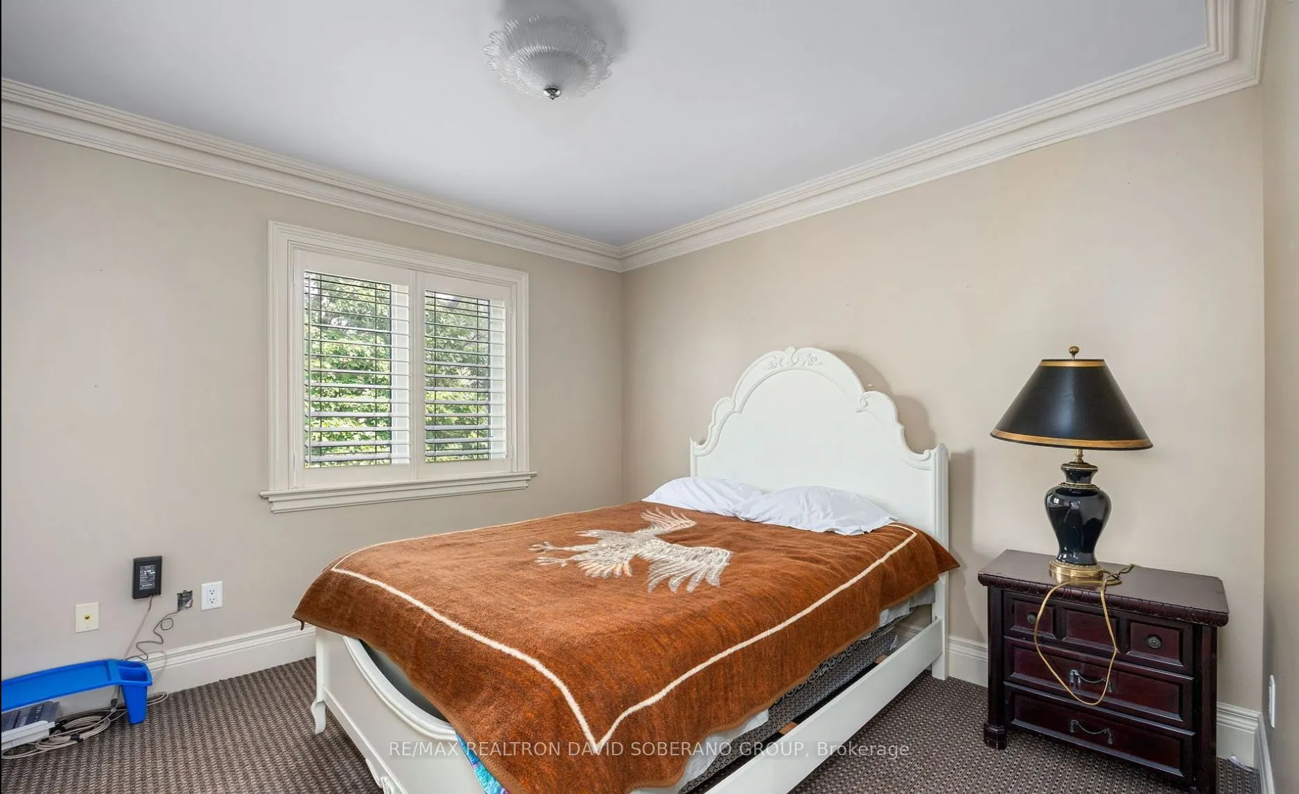 10 Bainbridge Avenue