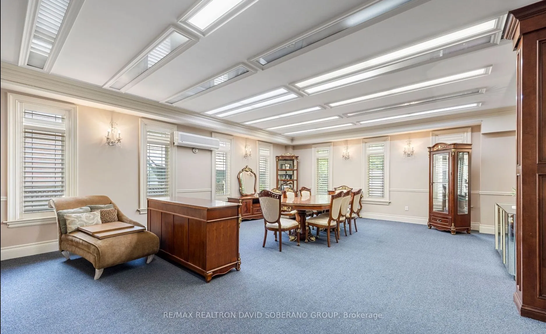 10 Bainbridge Avenue