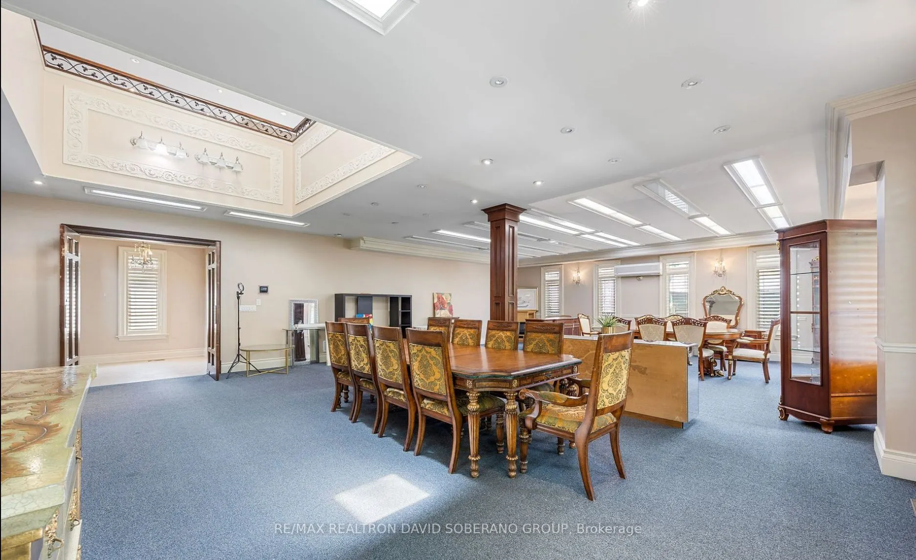 10 Bainbridge Avenue