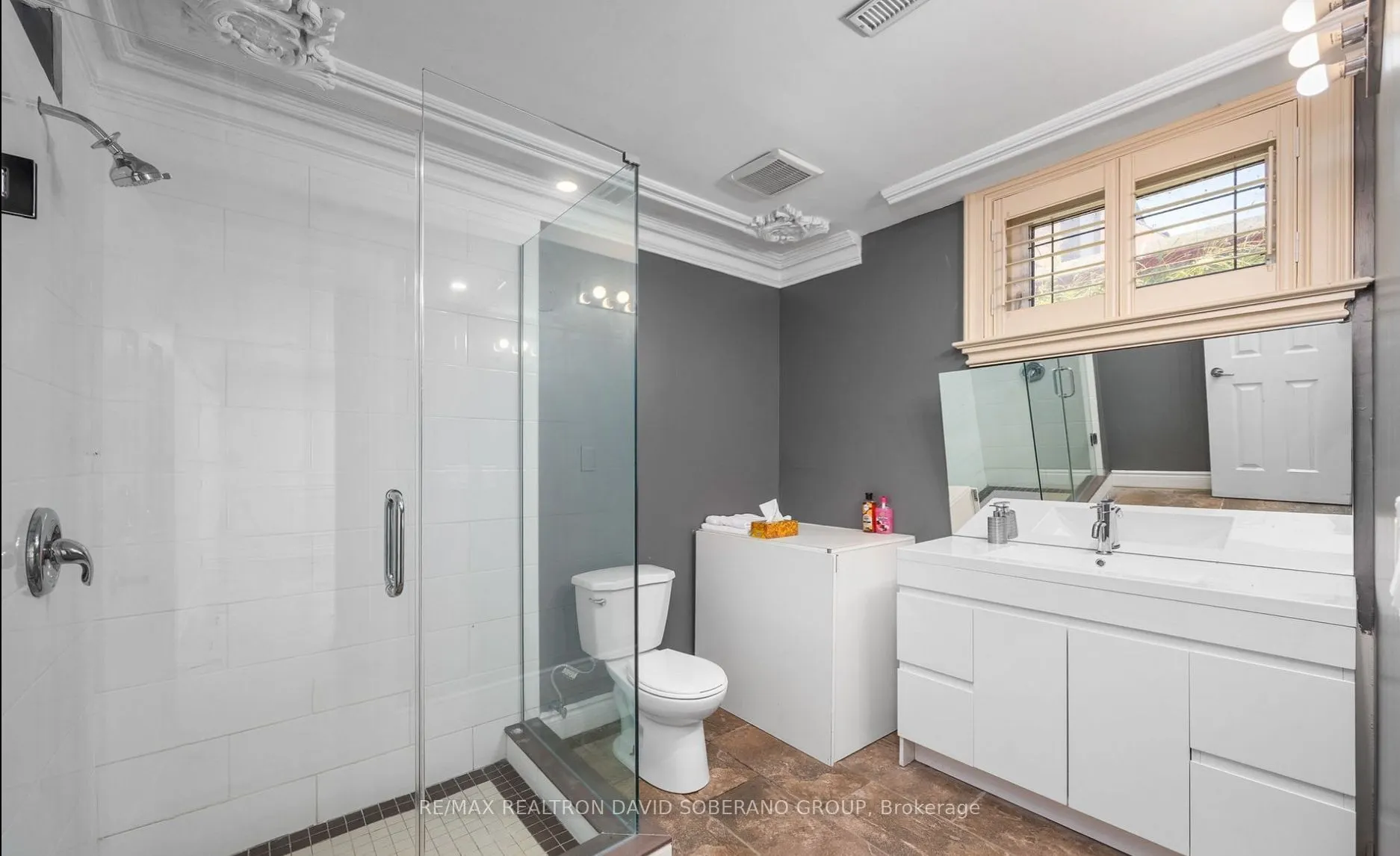 10 Bainbridge Avenue