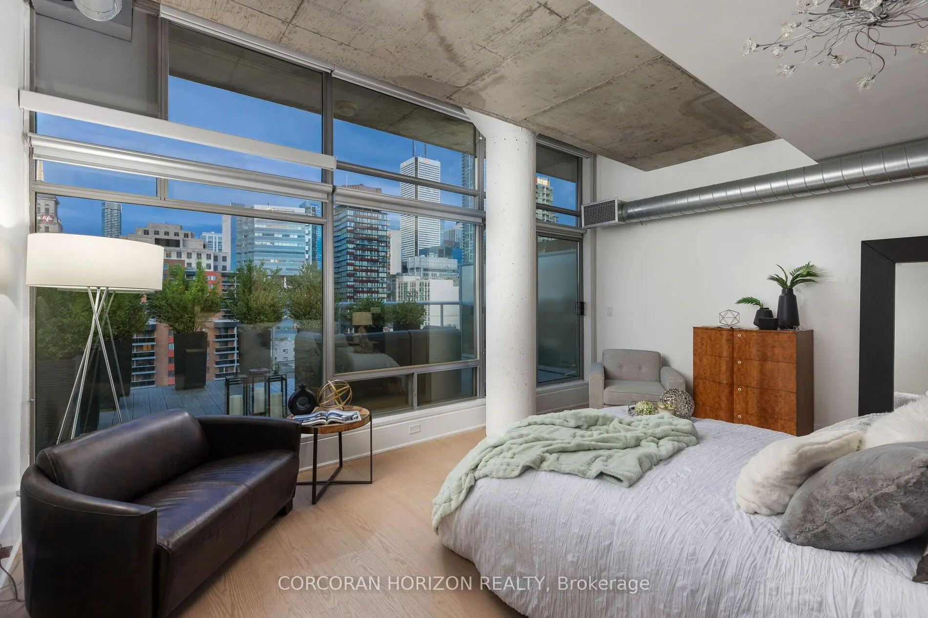 169 John Street, #PH4