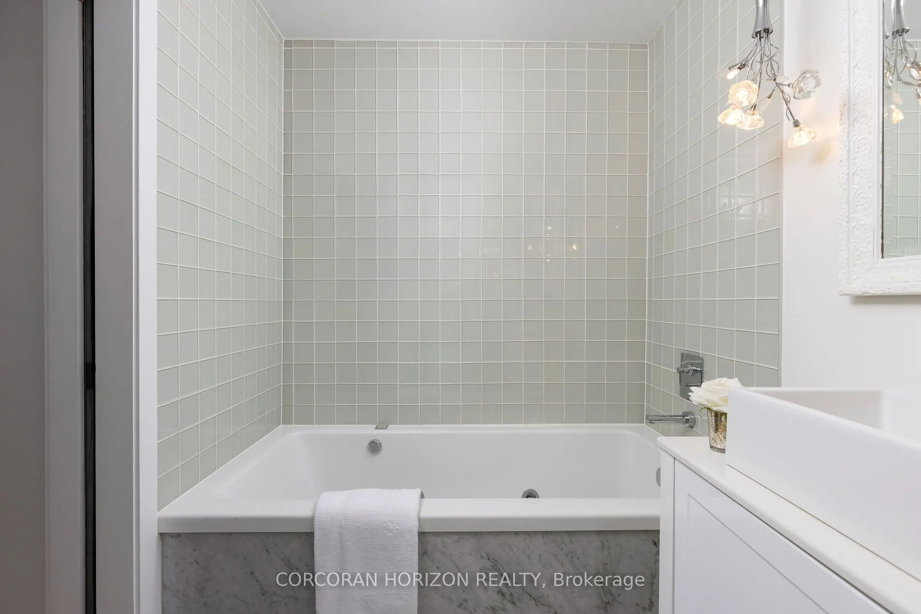169 John Street, #PH4