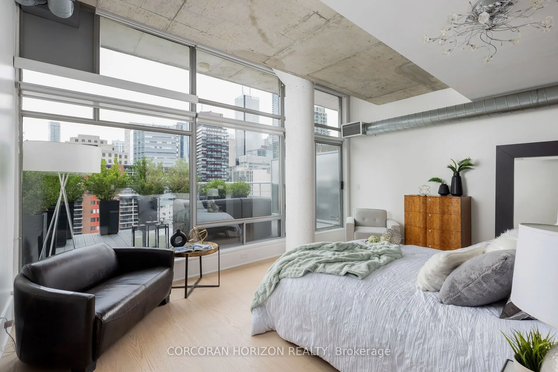 169 John Street, #PH4