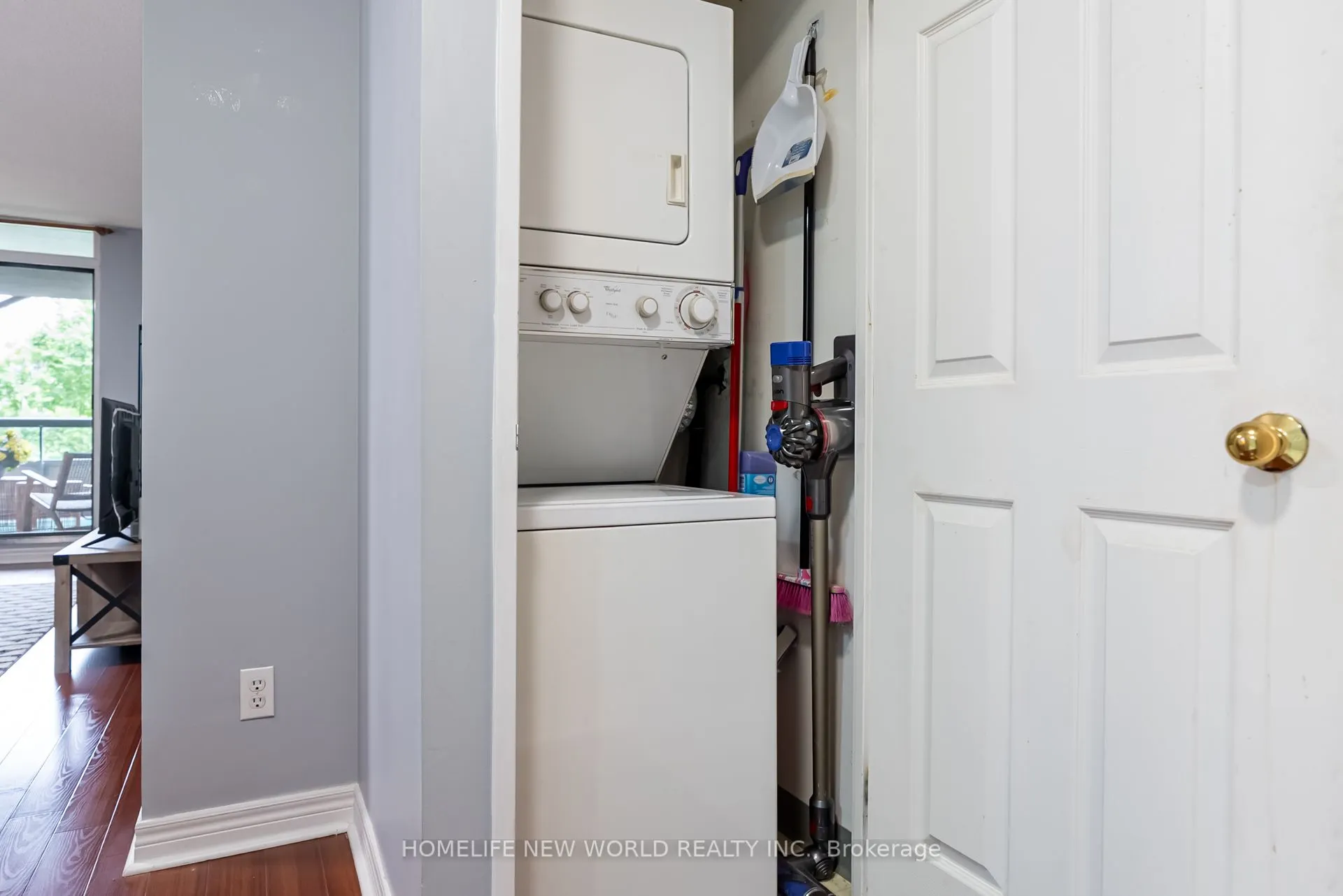 28 Empress Avenue, #210
