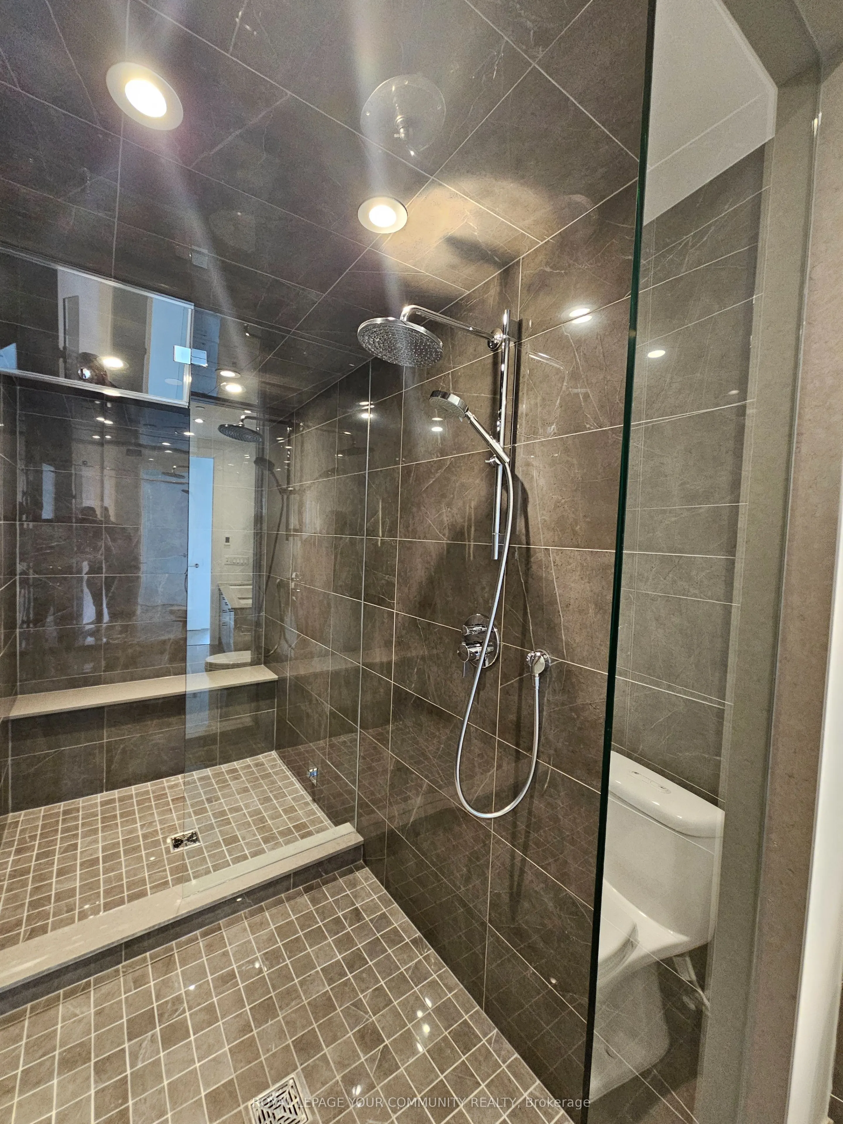 10 York Street, #6402