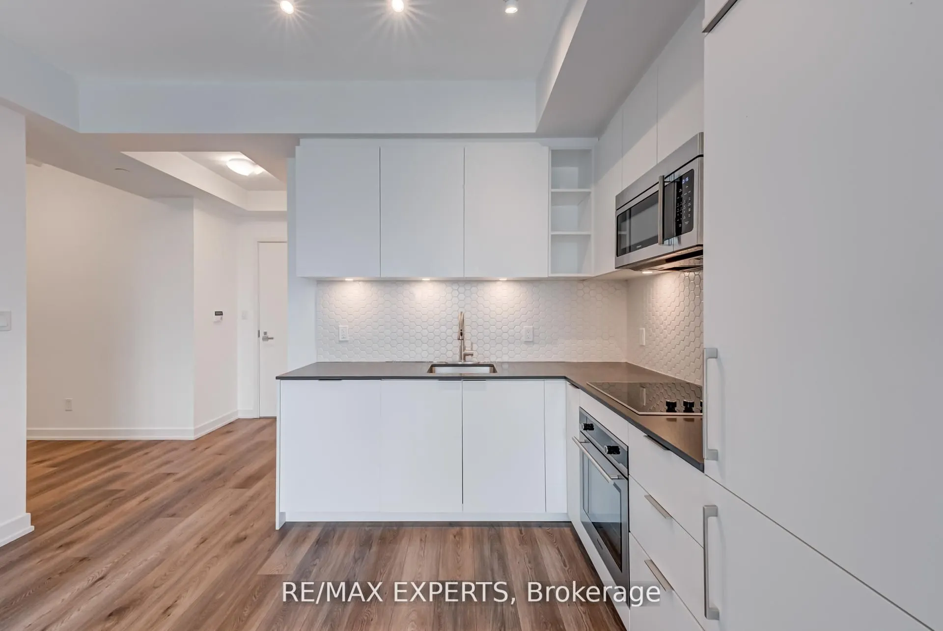 50 Ordnance Street, #1410
