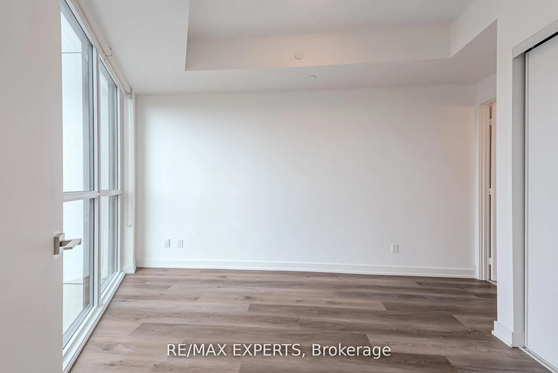 50 Ordnance Street, #1410