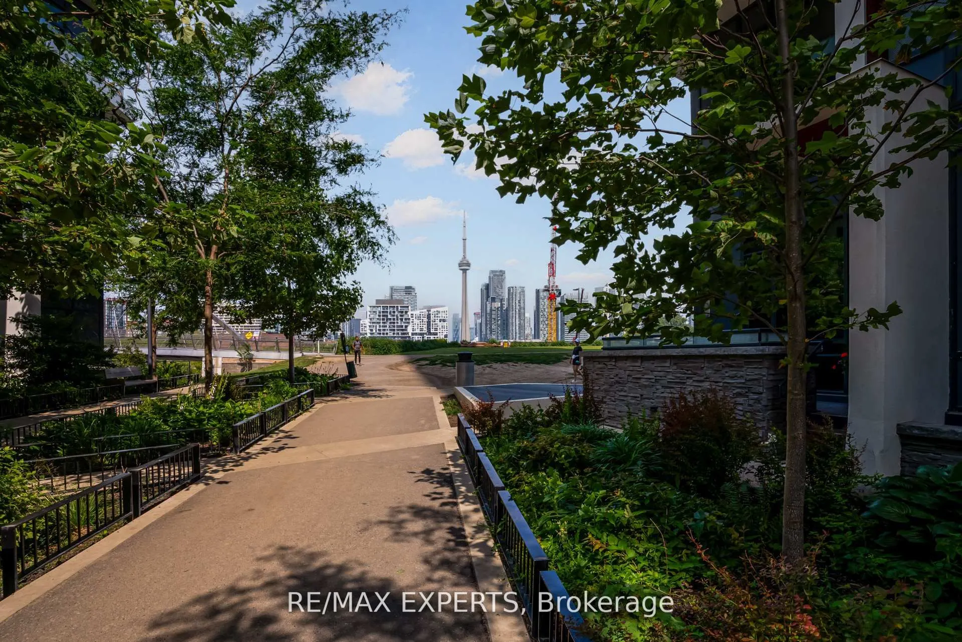 50 Ordnance Street, #1410