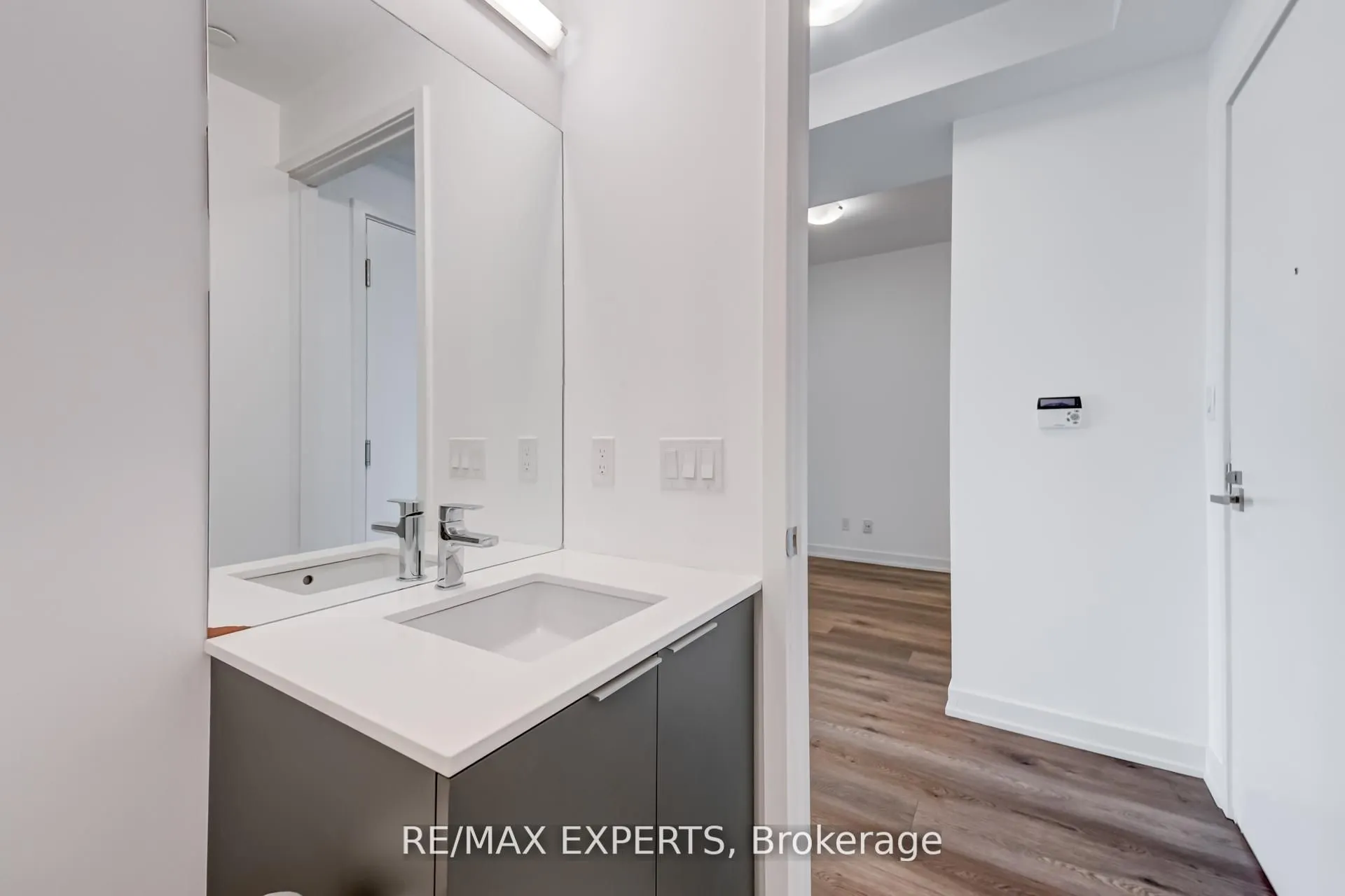 50 Ordnance Street, #1410