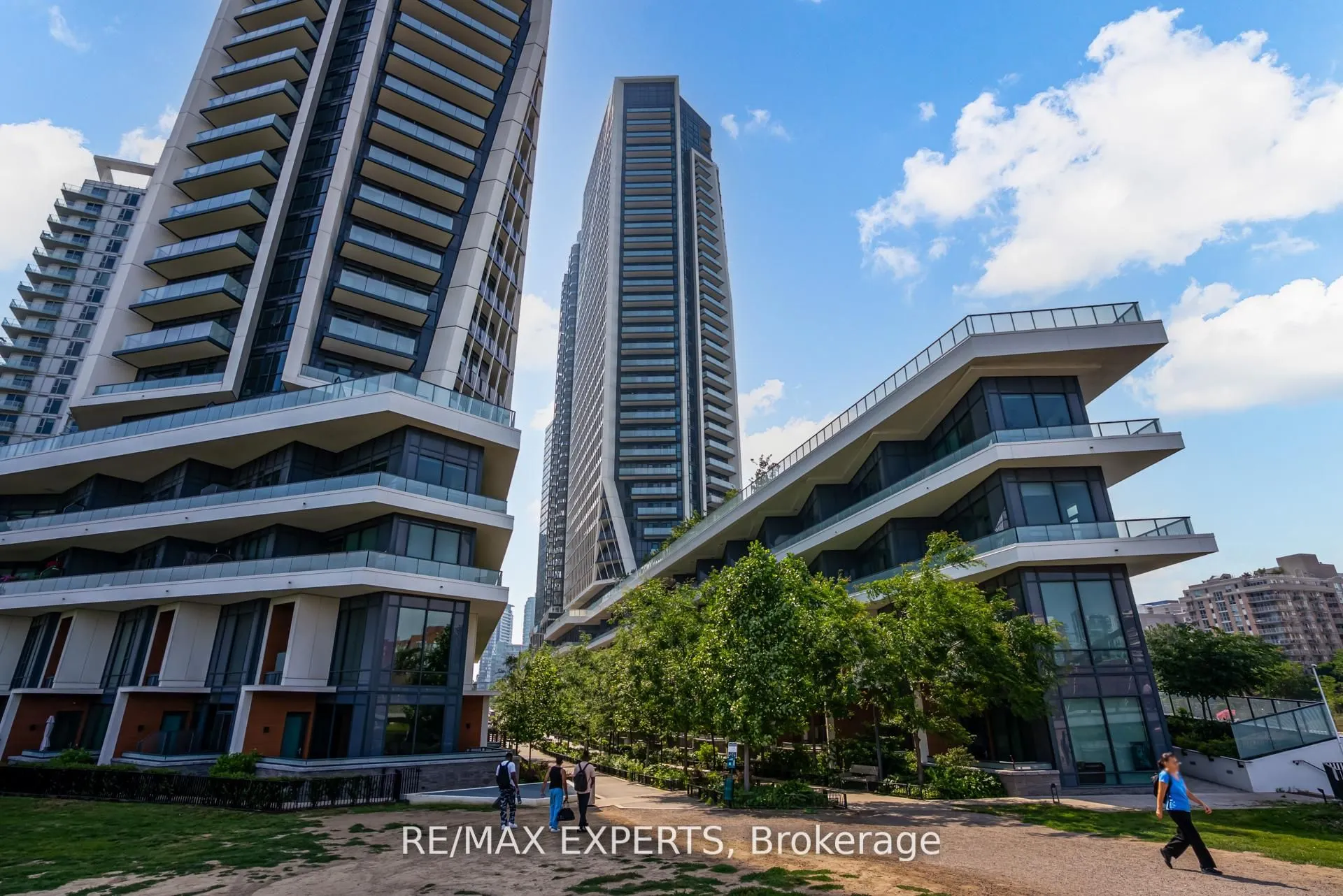 50 Ordnance Street, #1410