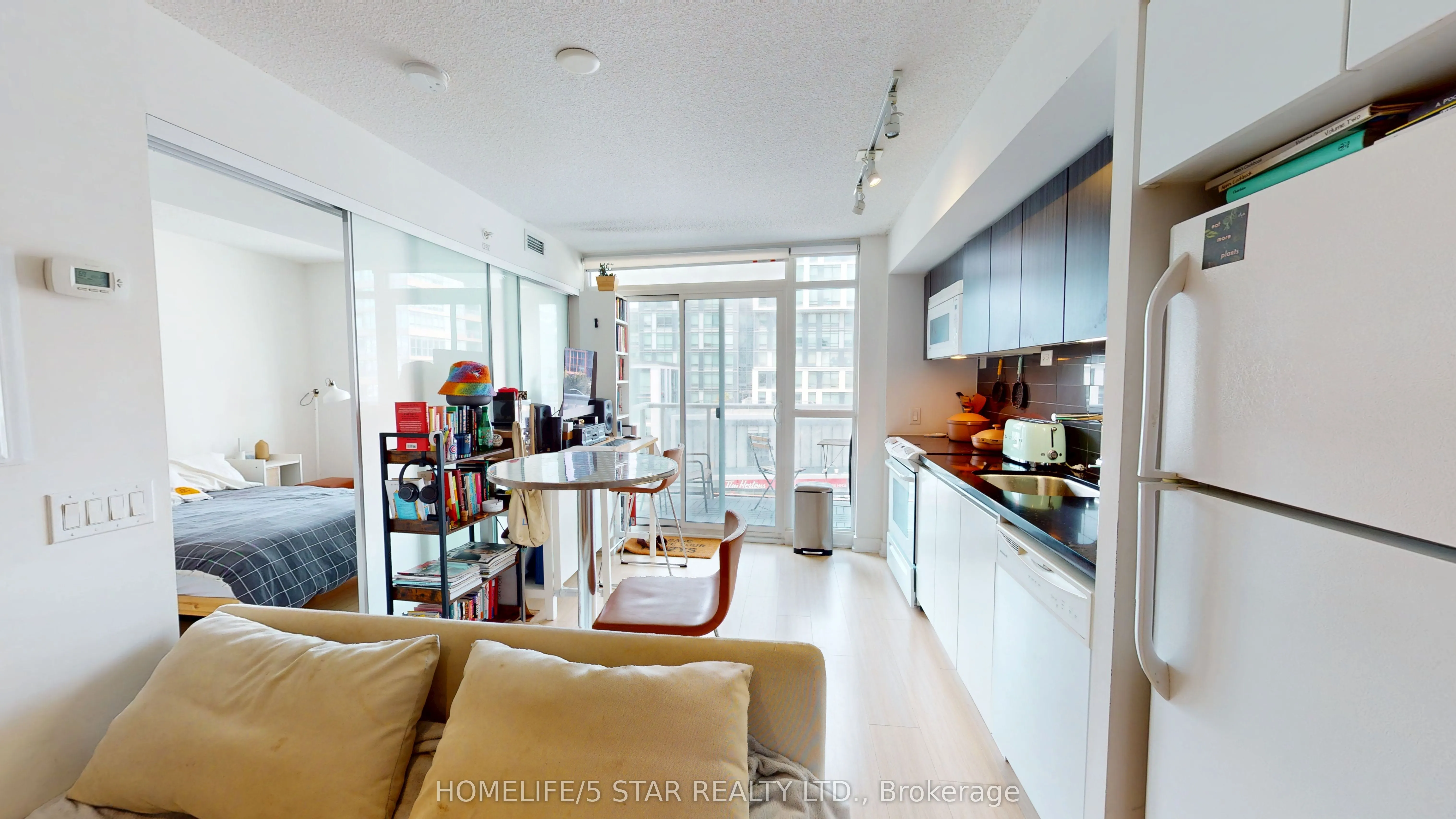 85 QUEENS WHARF Road, #619