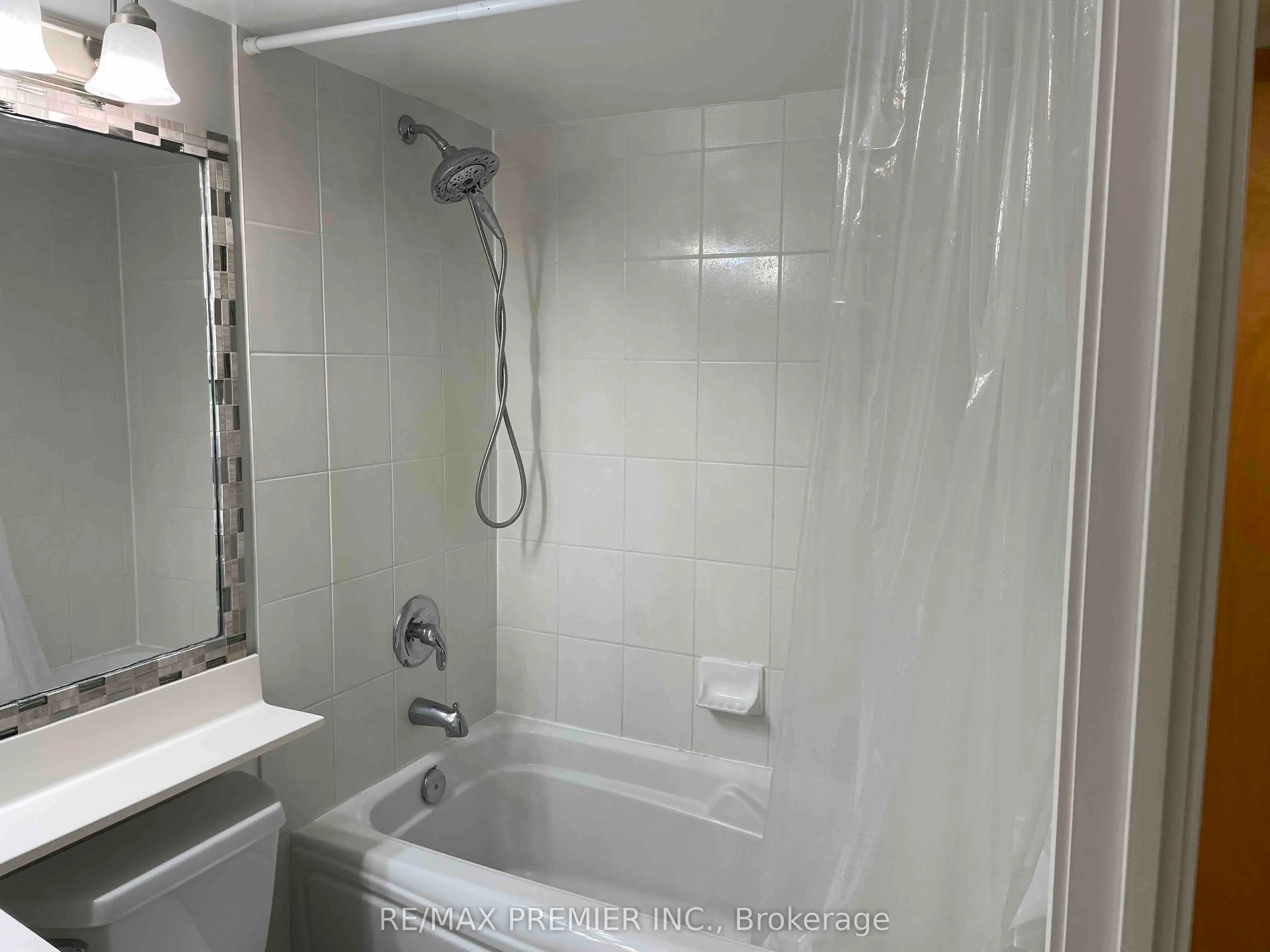 4978 Yonge Street, #2915