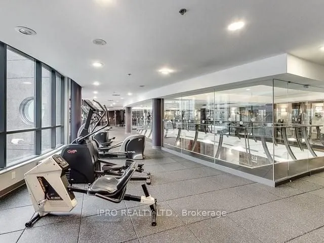219 Fort York Boulevard #811