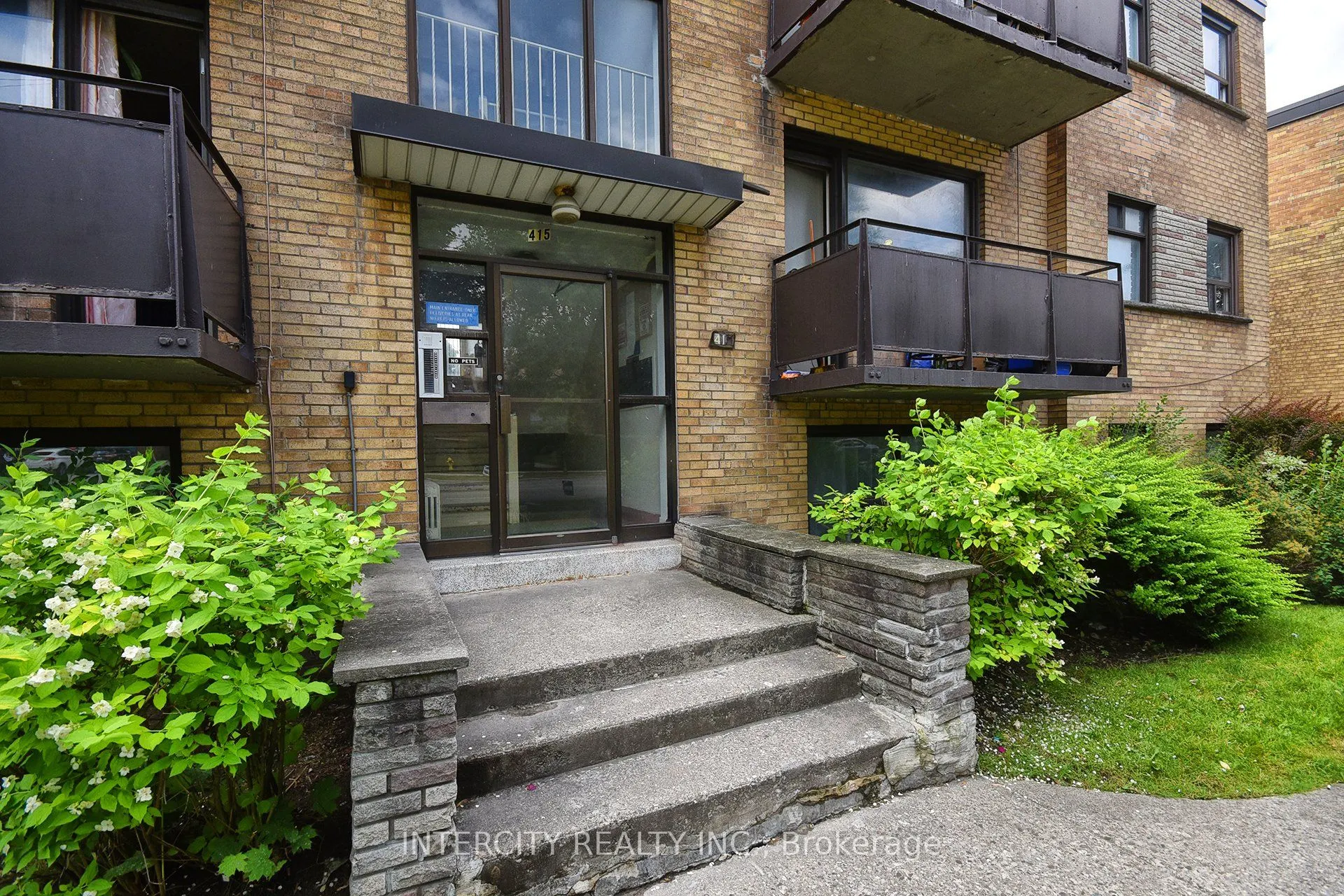 415 Wilson Avenue