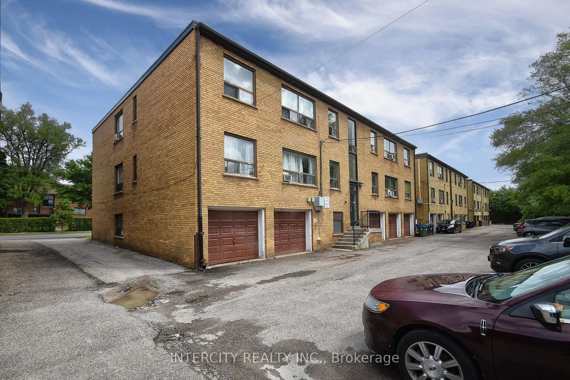 415 Wilson Avenue