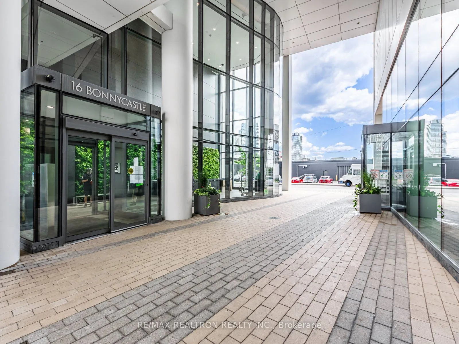 16 Bonnycastle Street, #1709