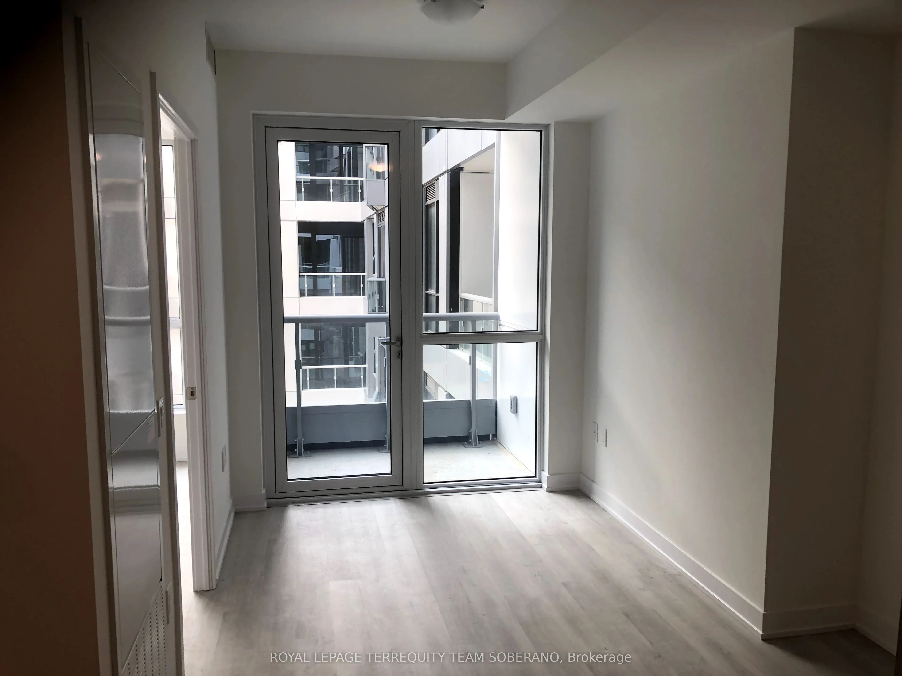 15 Richardson Street, #909
