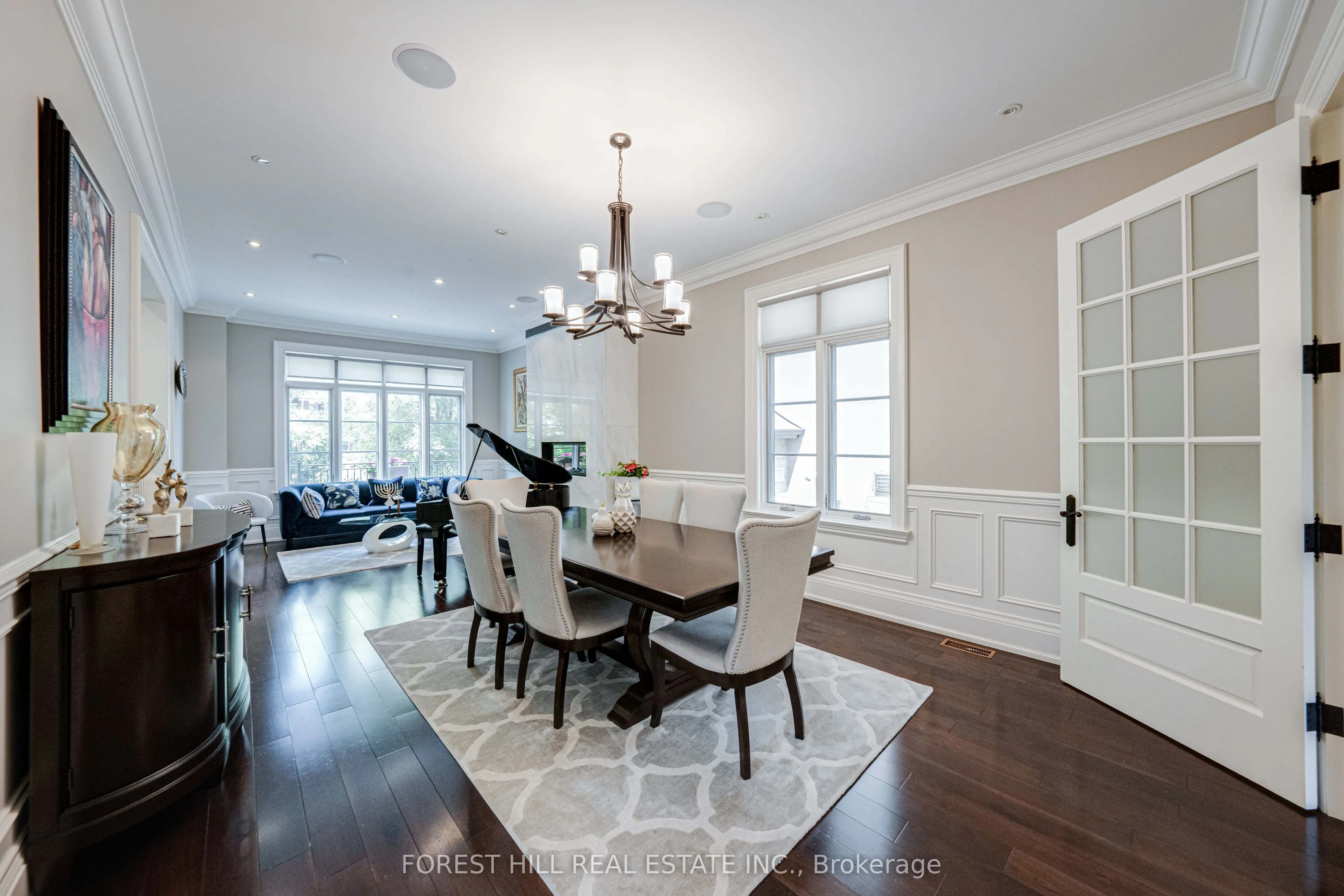 669 Bedford Park Avenue