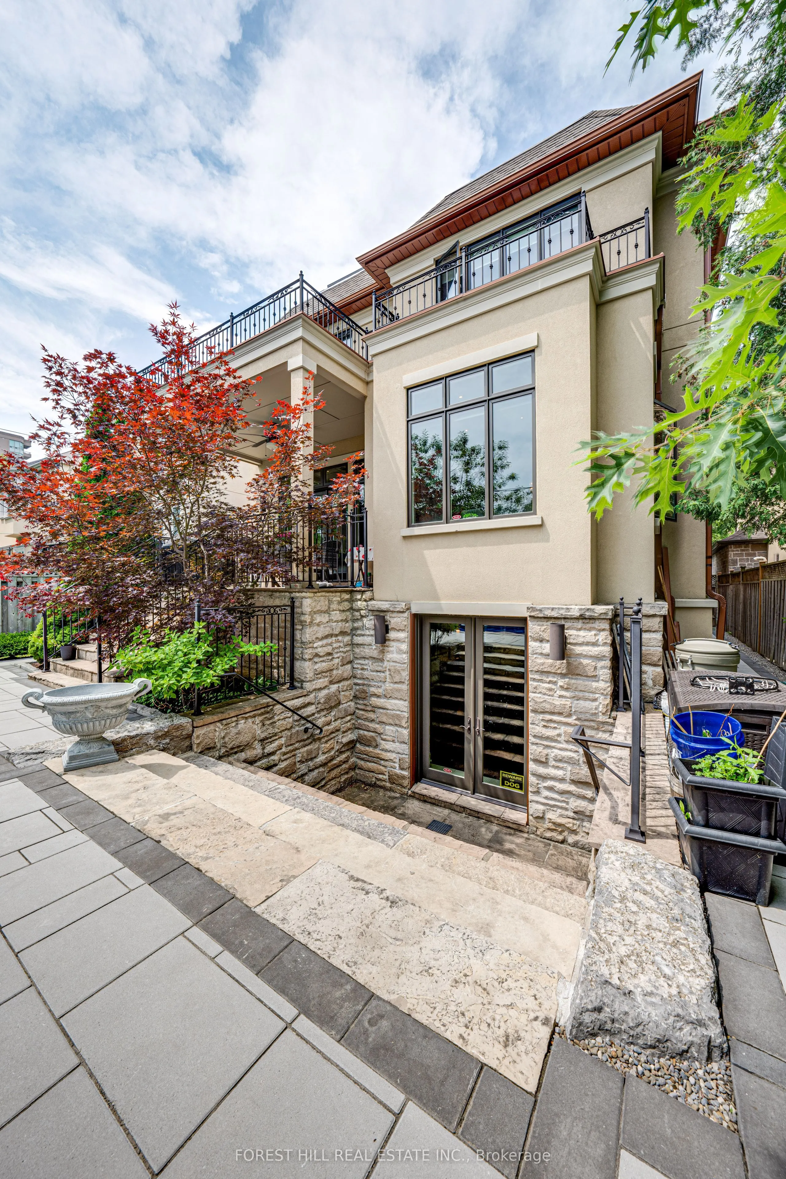 669 Bedford Park Avenue