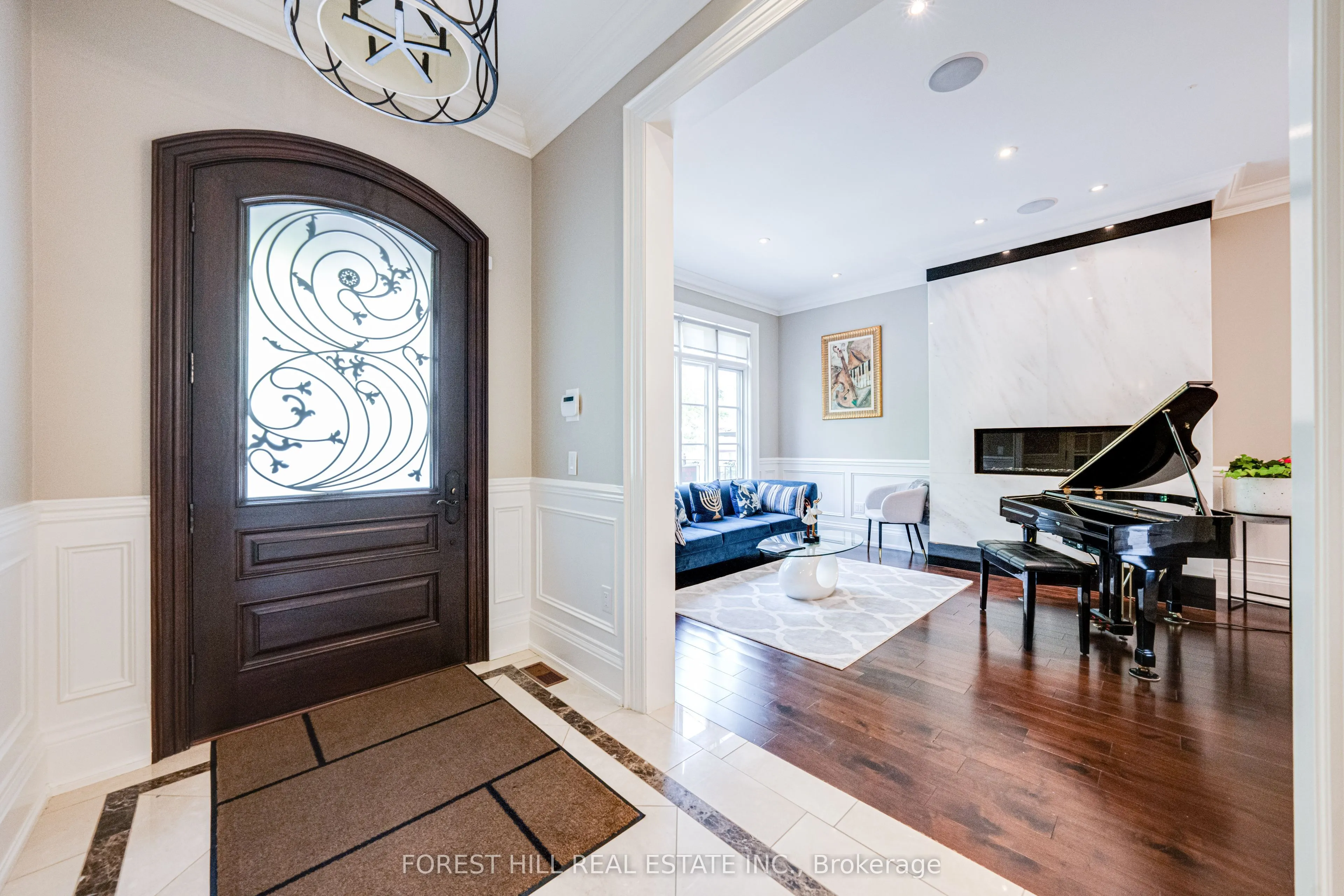 669 Bedford Park Avenue