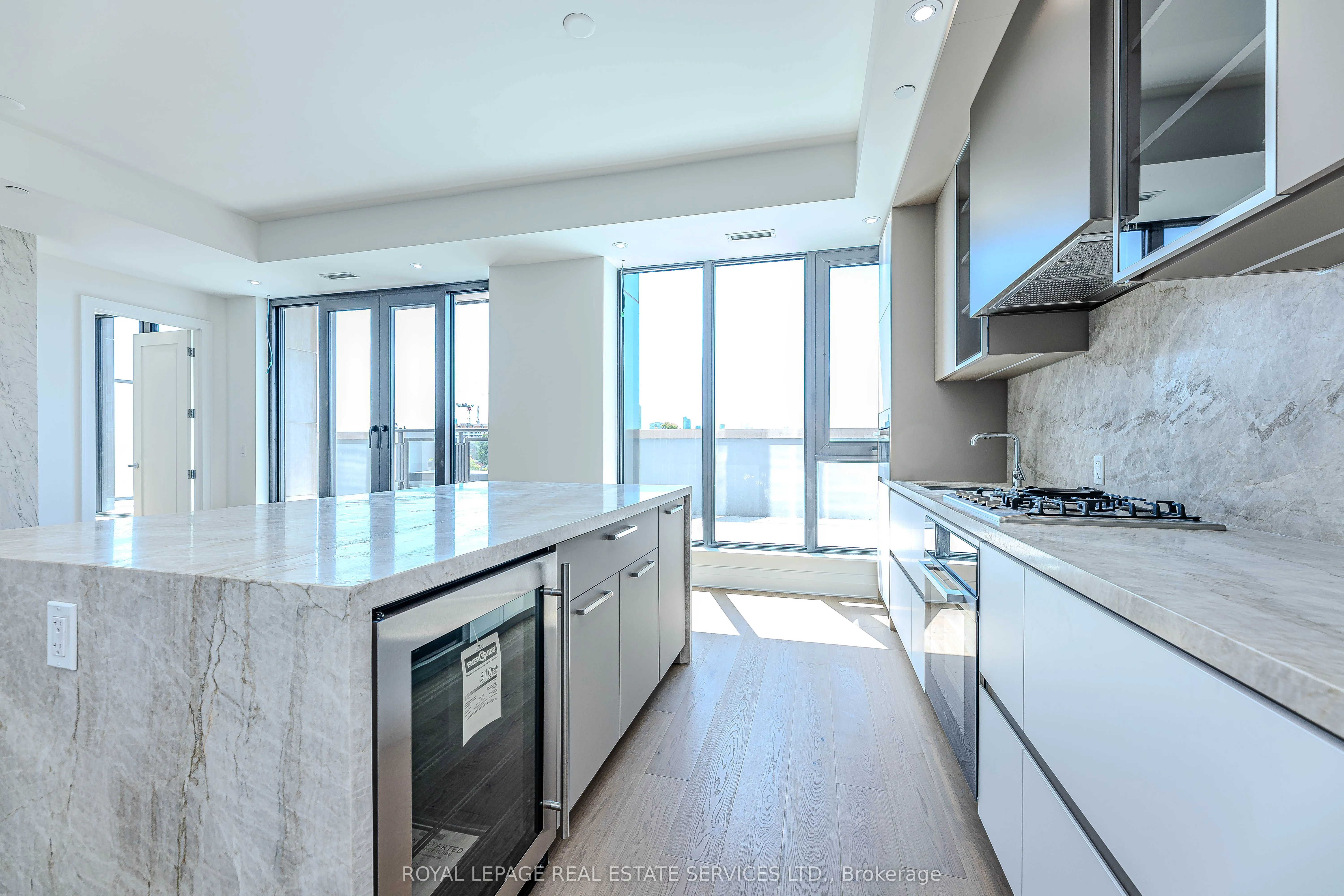 2 Forest Hill Road, #605
