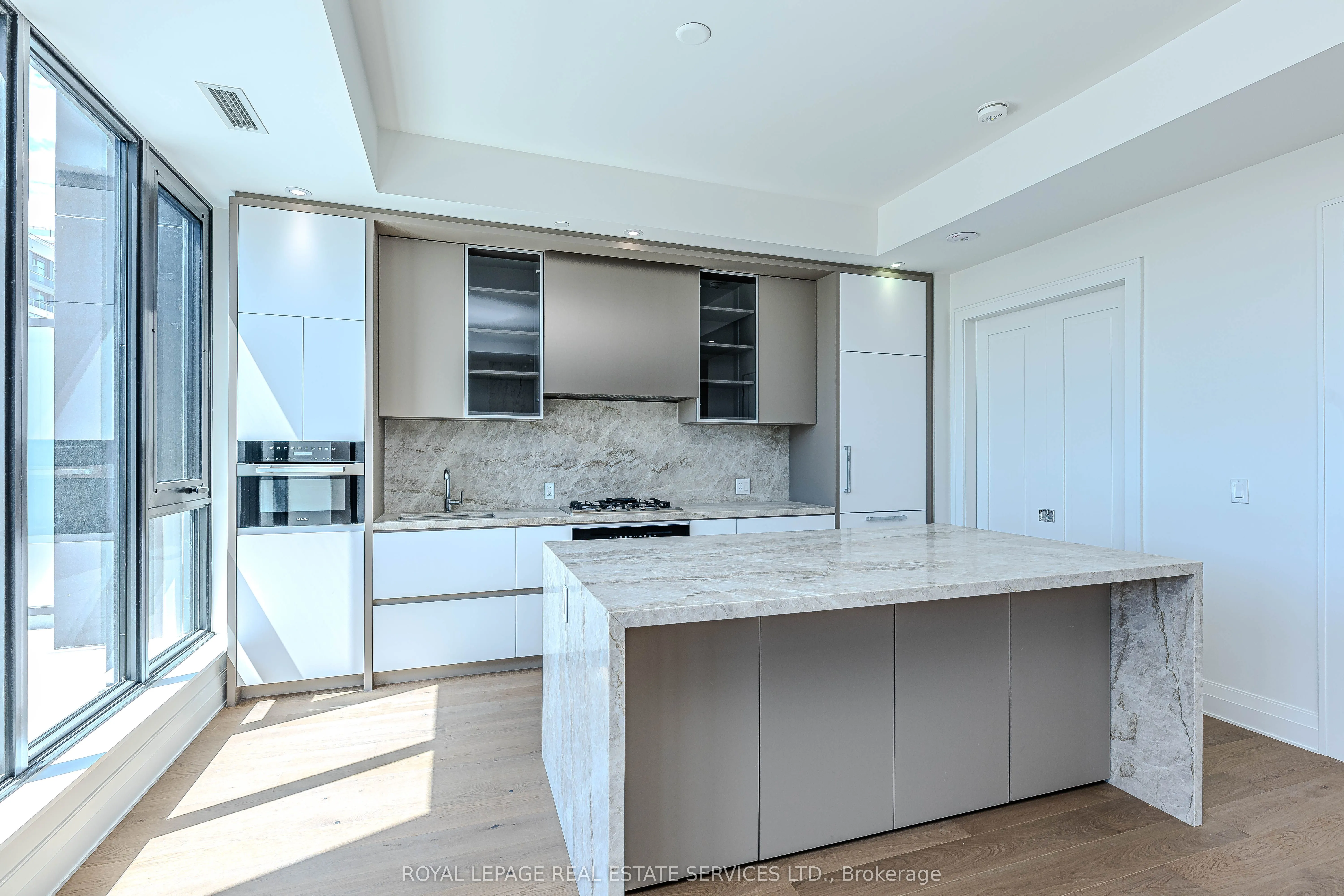 2 Forest Hill Road, #605