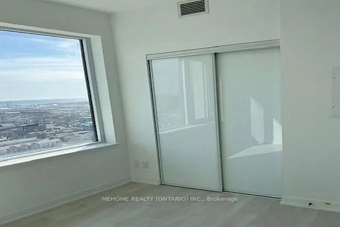 5 Defries Street S, #312