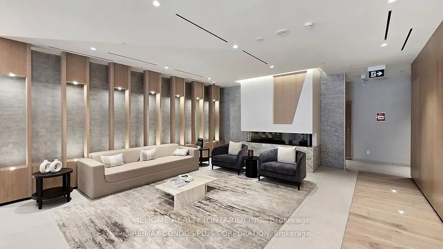 5 Defries Street S, #312
