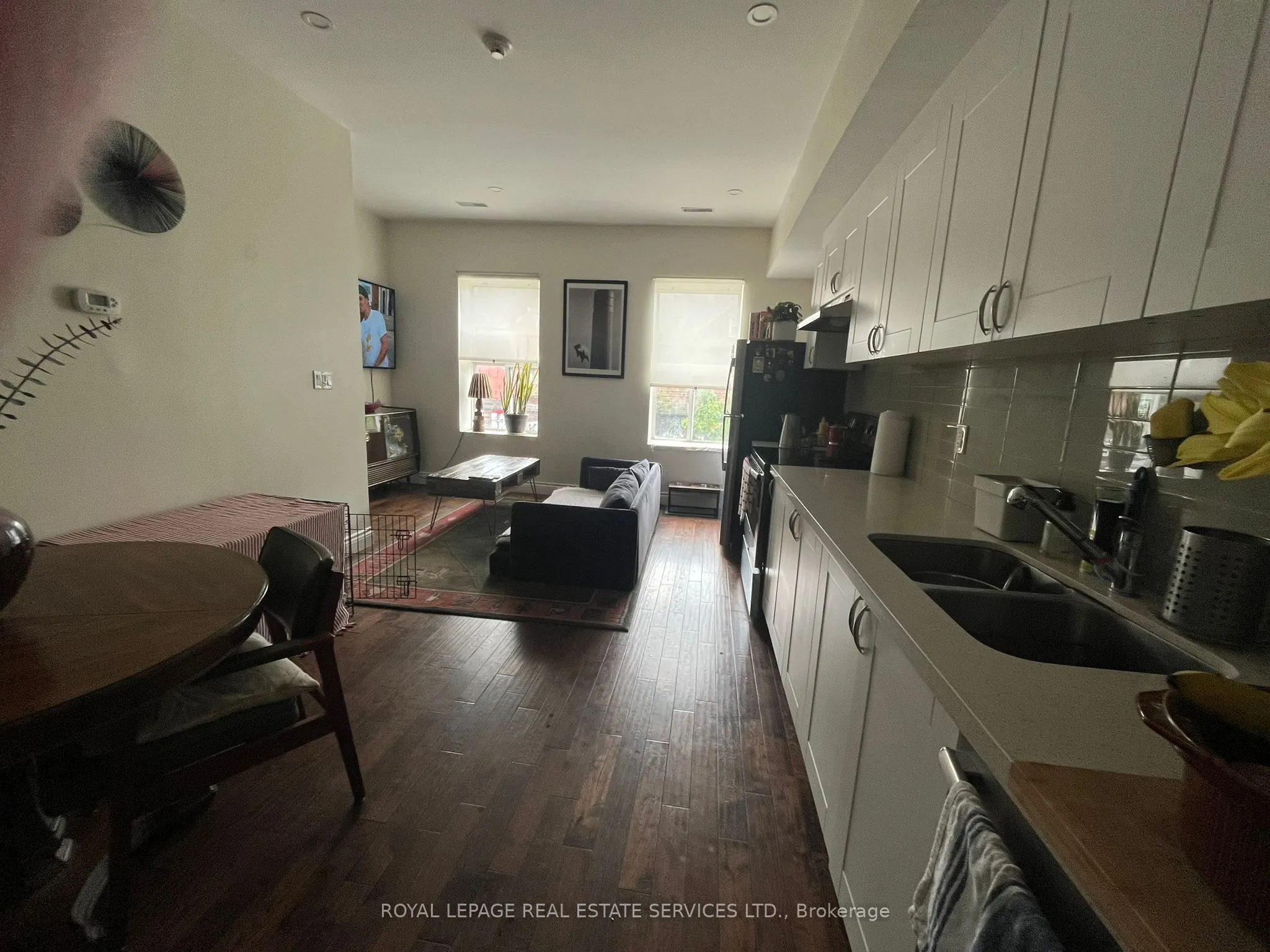 450 Bloor Street W, #2nd Floor