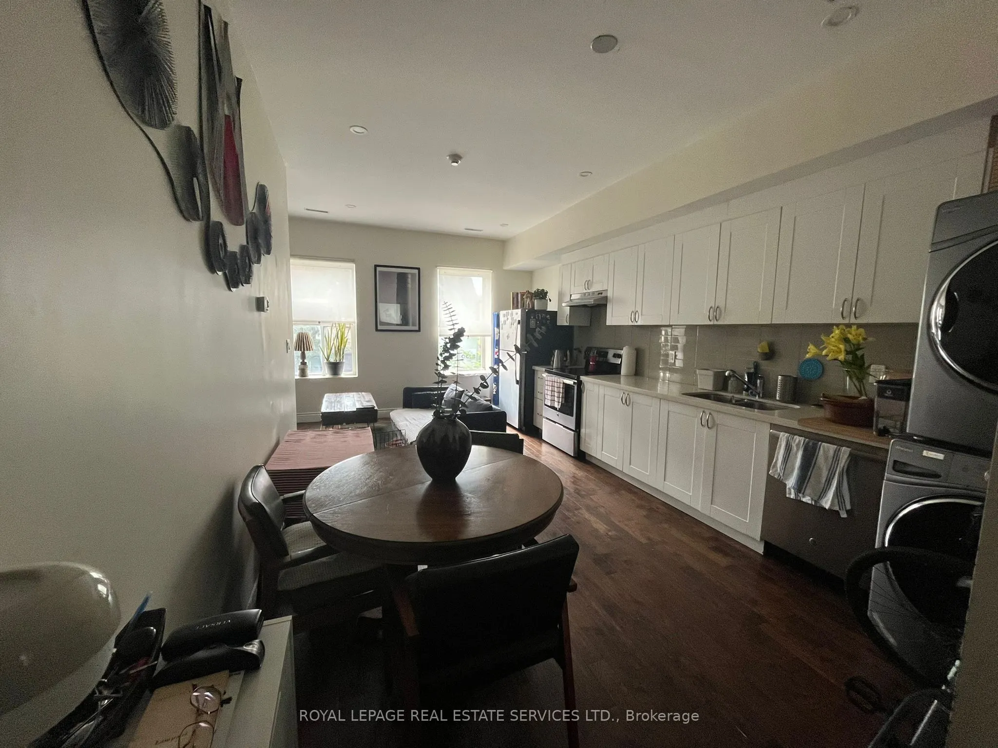 450 Bloor Street W, #2nd Floor