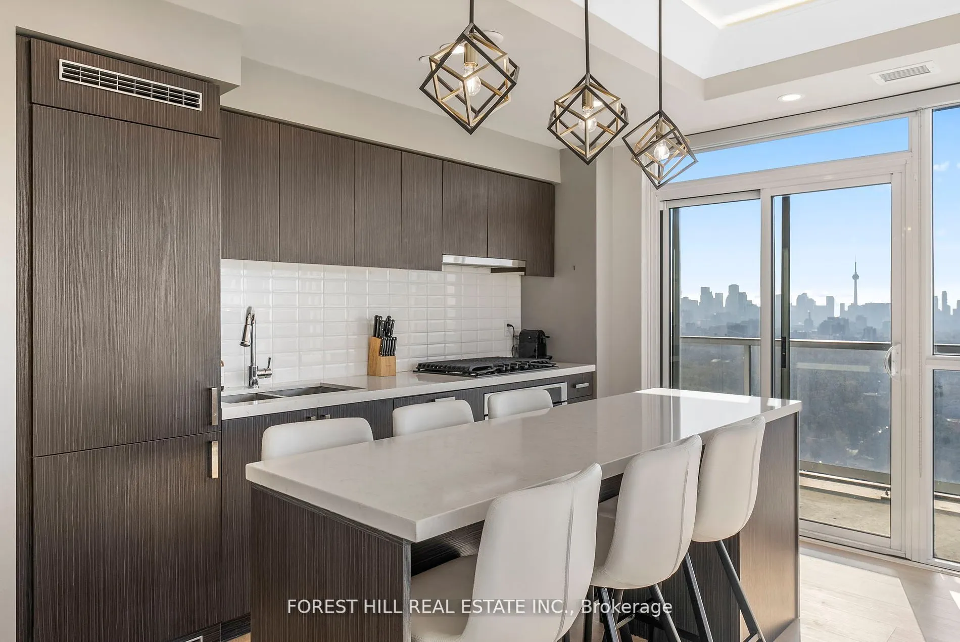 501 St Clair Avenue W, #1907