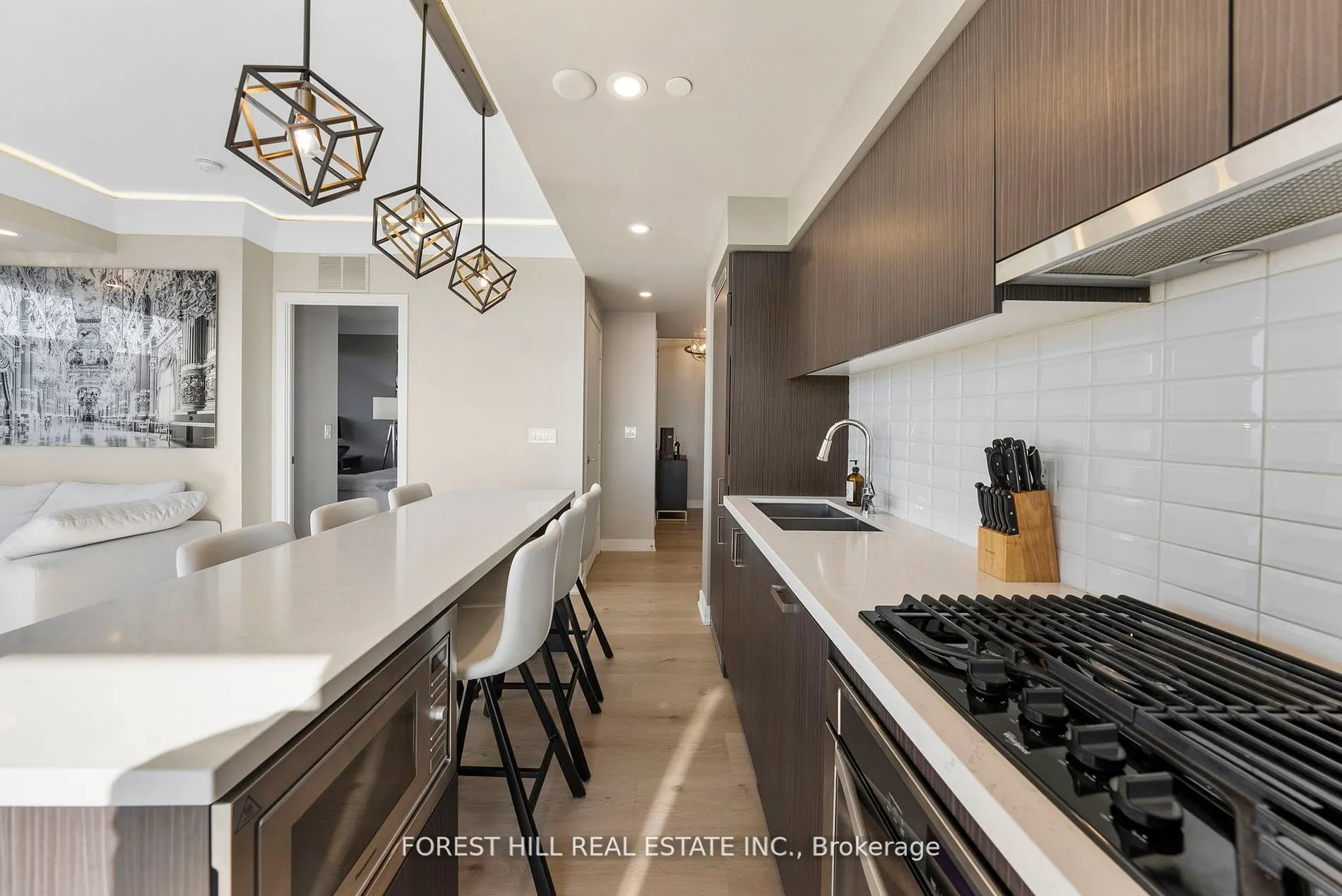 501 St Clair Avenue W, #1907