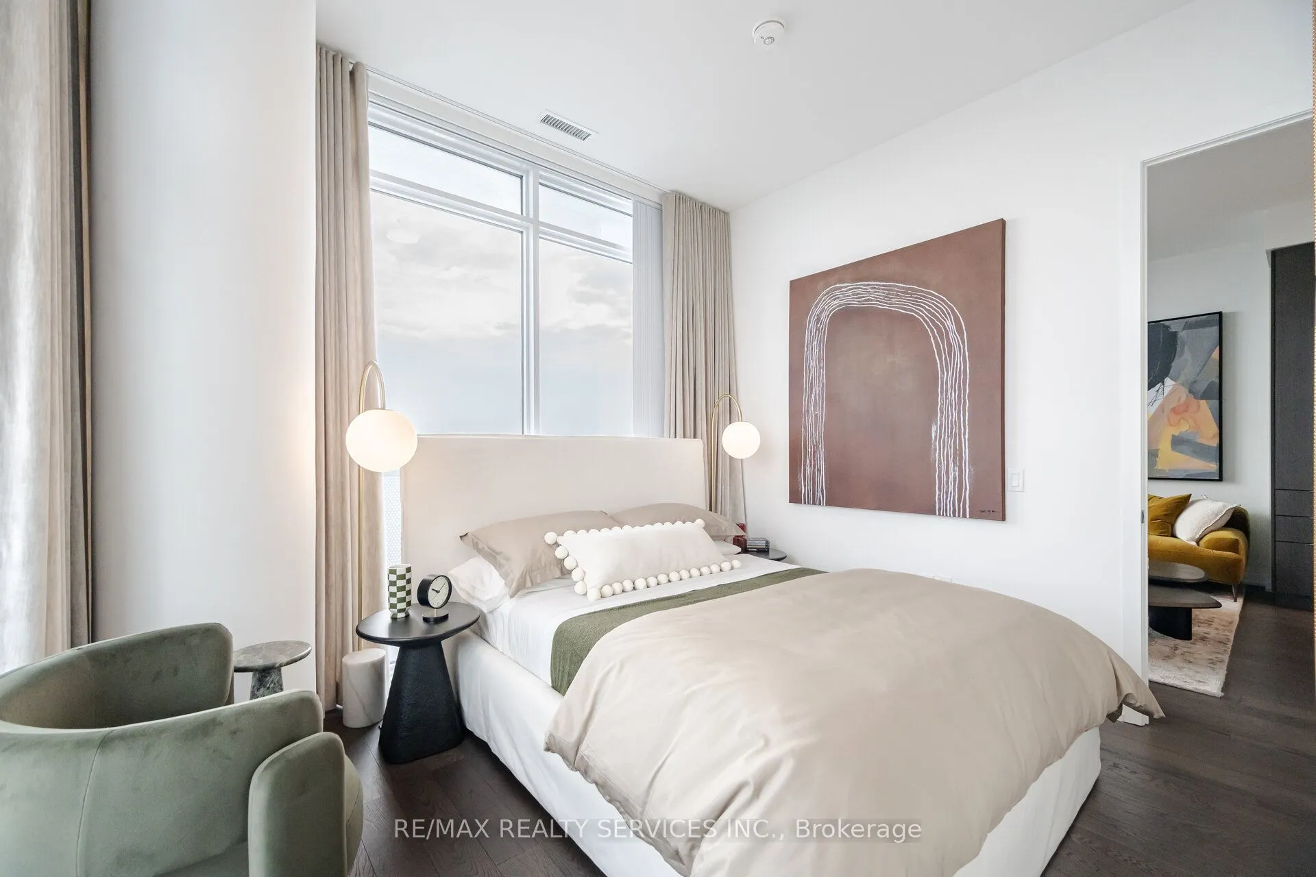 138 Downes Street, #PH103