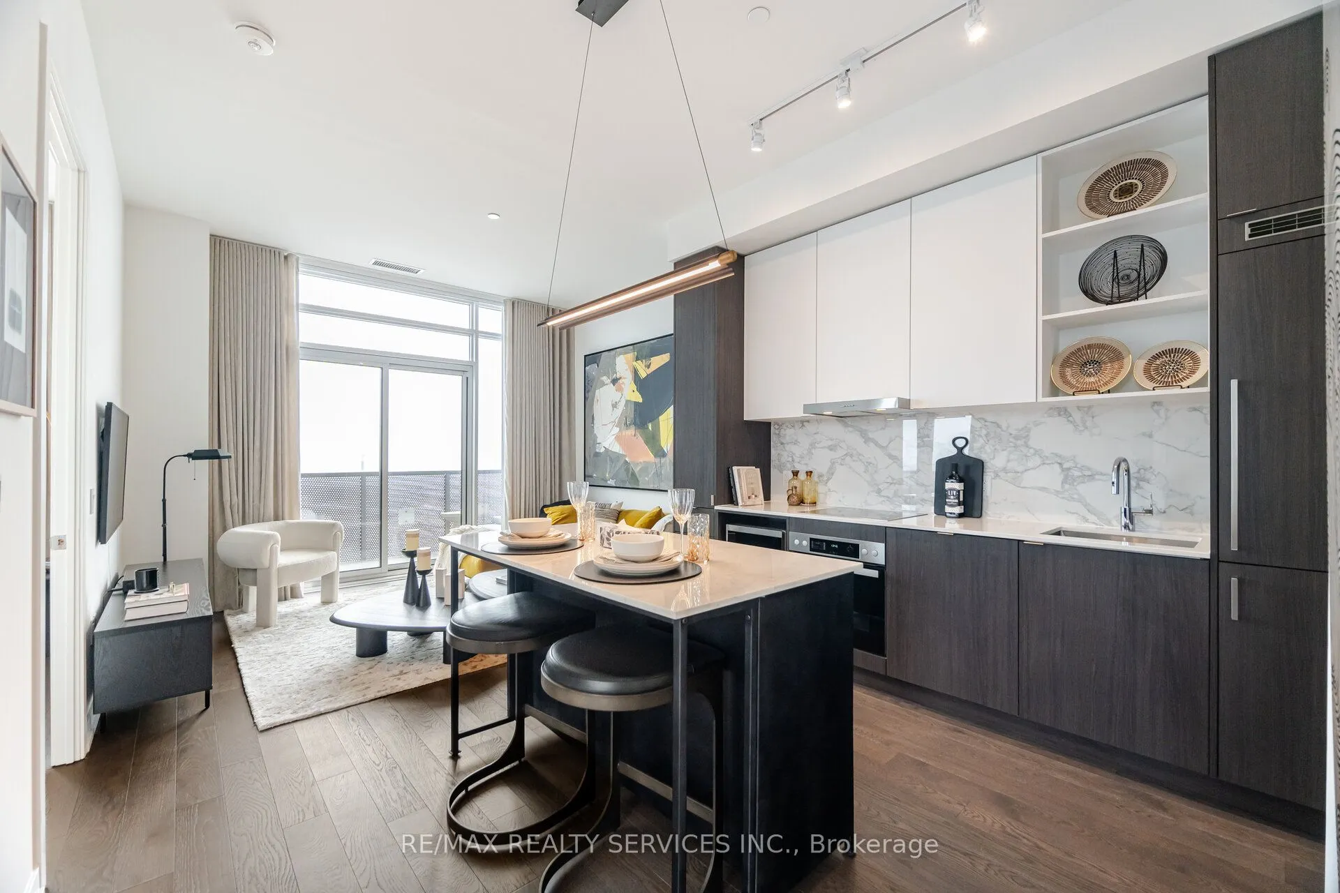 138 Downes Street, #PH103
