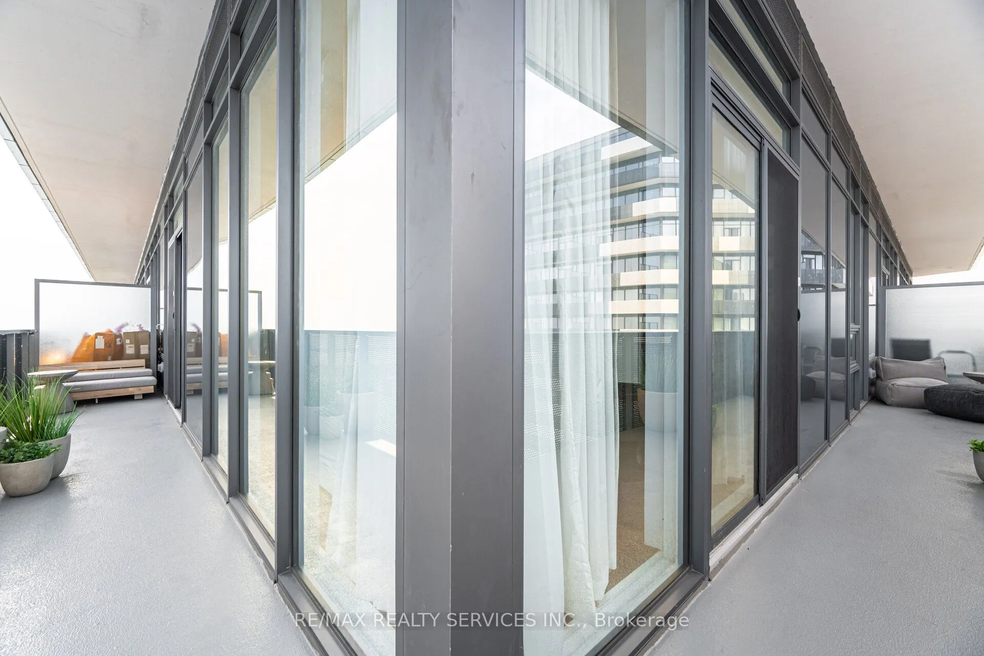 138 Downes Street, #PH103