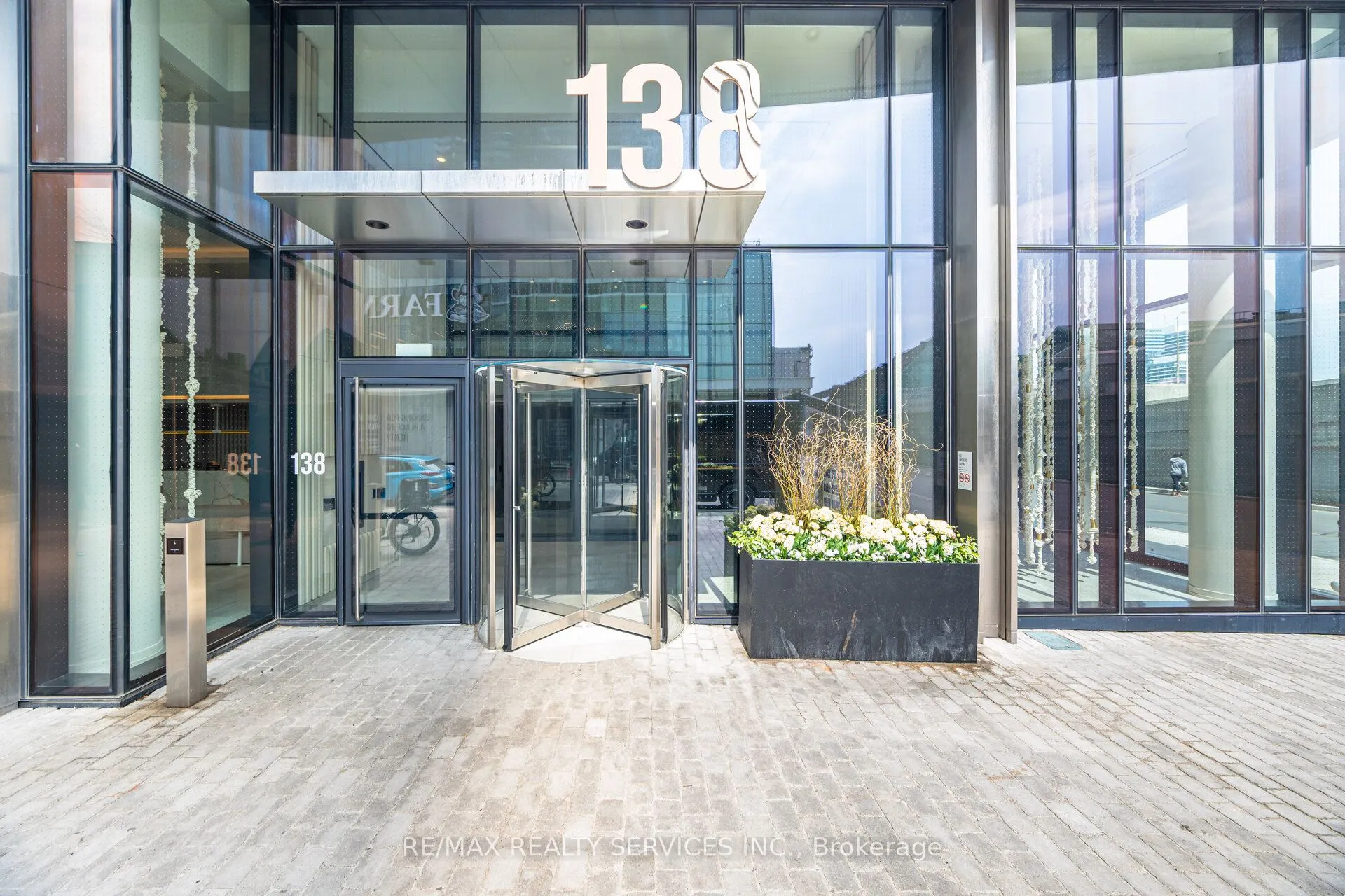 138 Downes Street, #PH103