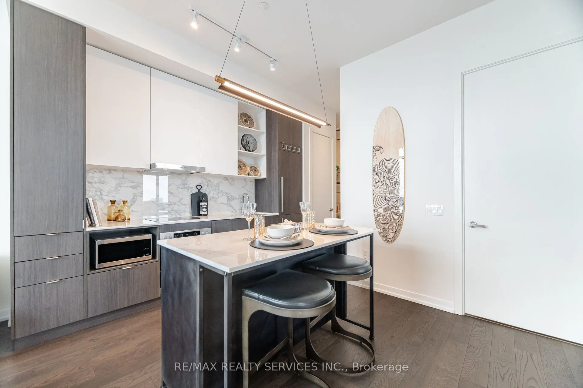 138 Downes Street, #PH103