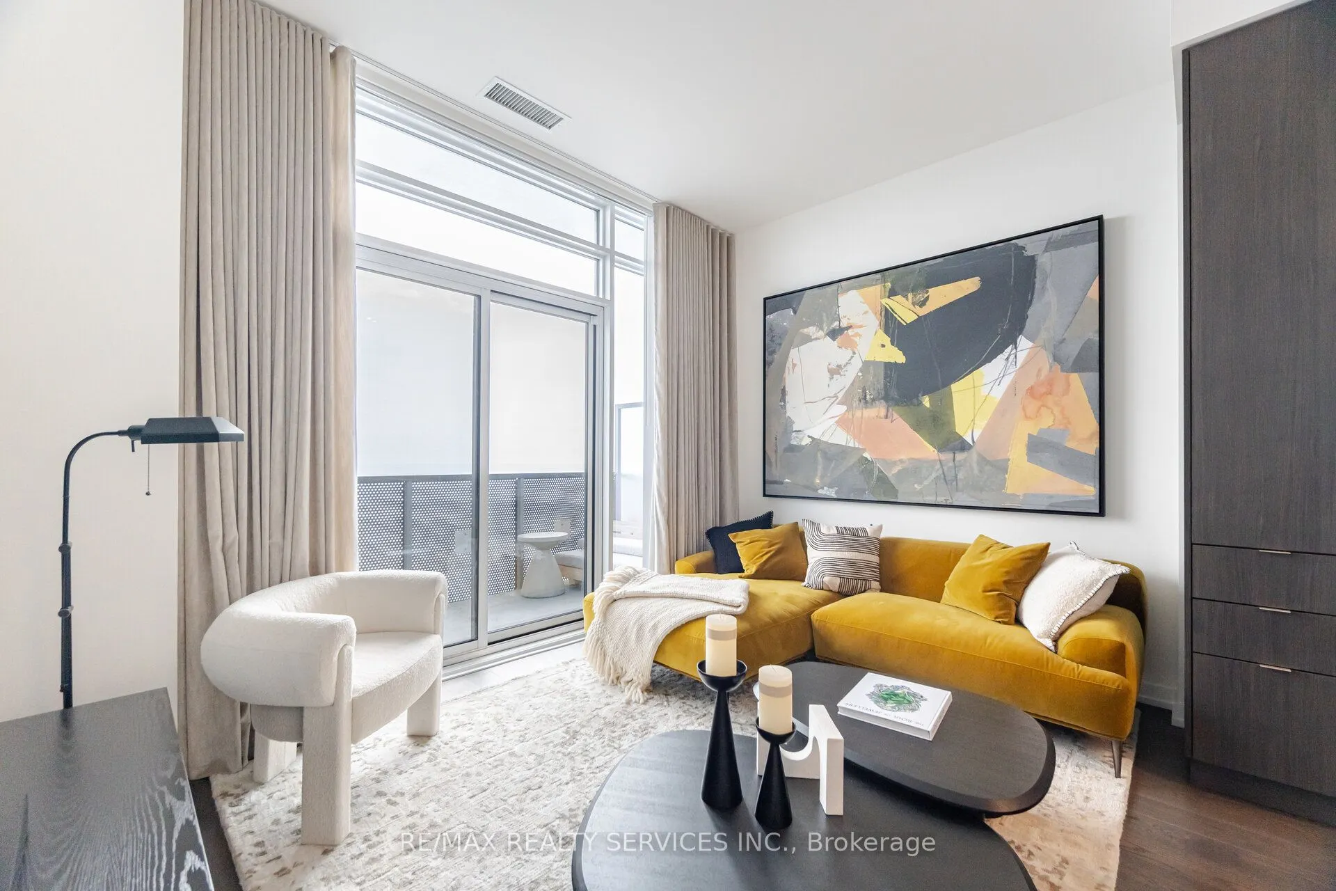 138 Downes Street, #PH103