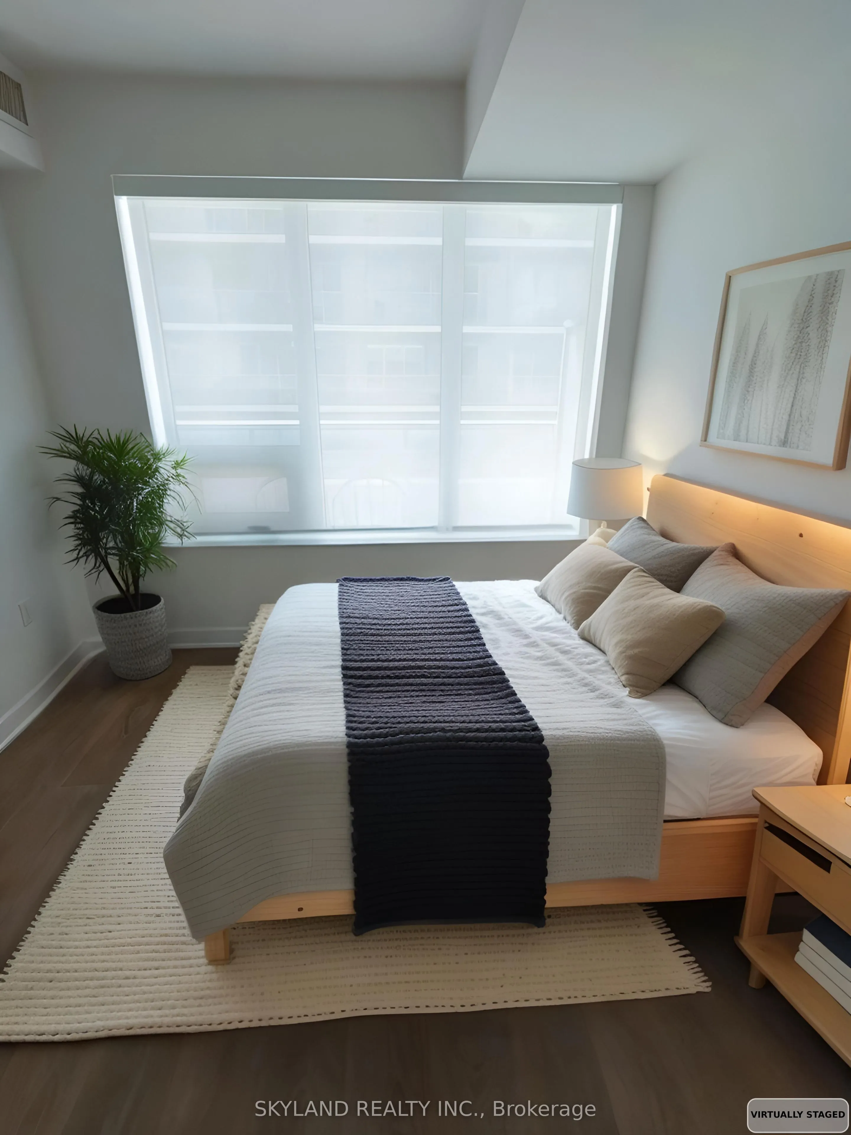 99 Broadway Avenue, #3208
