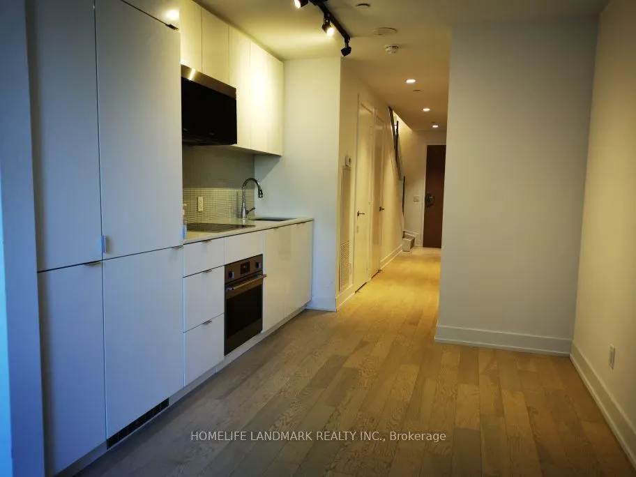 7 Grenville Street, #506