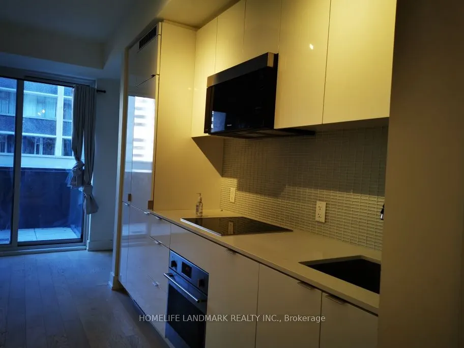 7 Grenville Street, #506