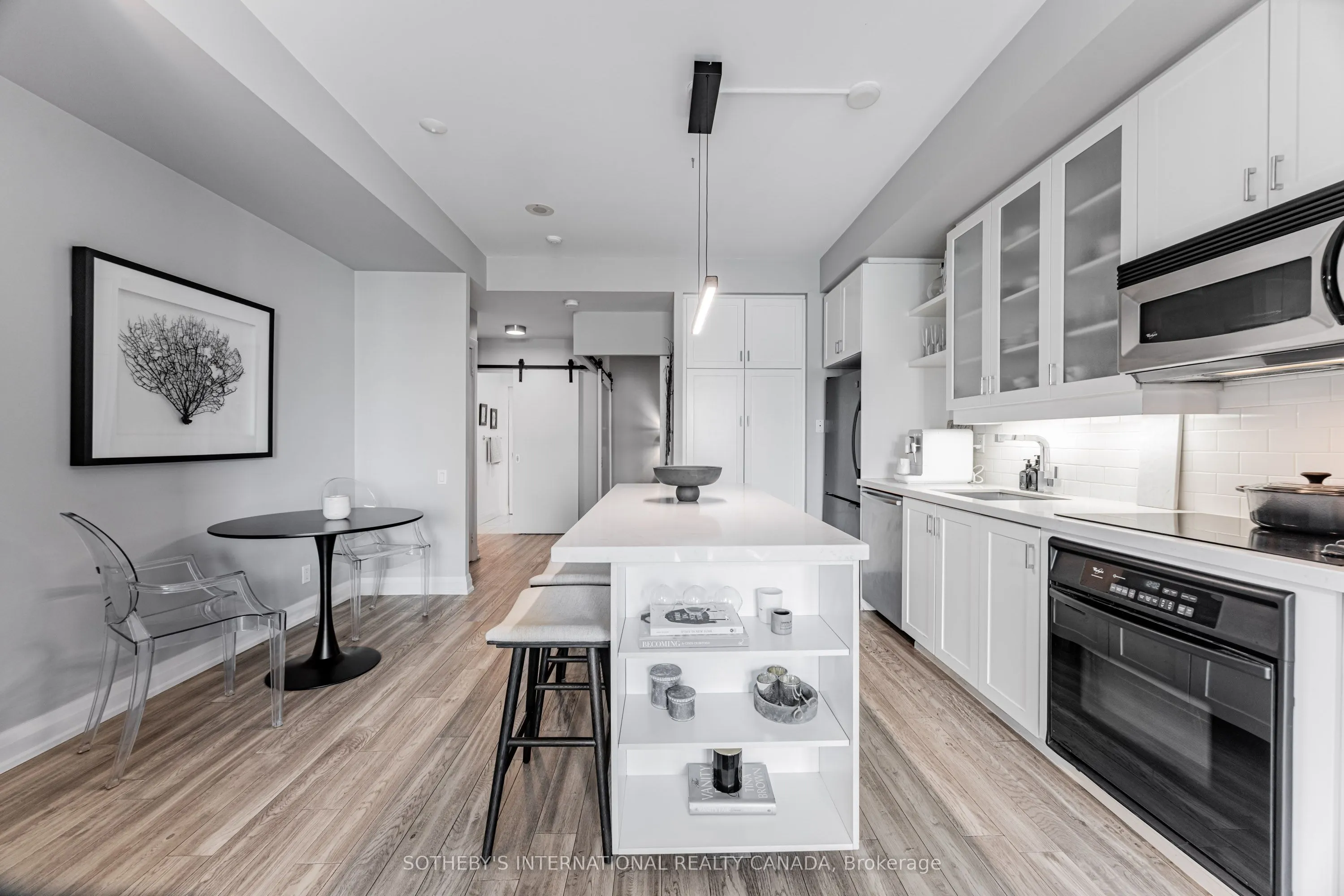 20 Scrivener Square, #507