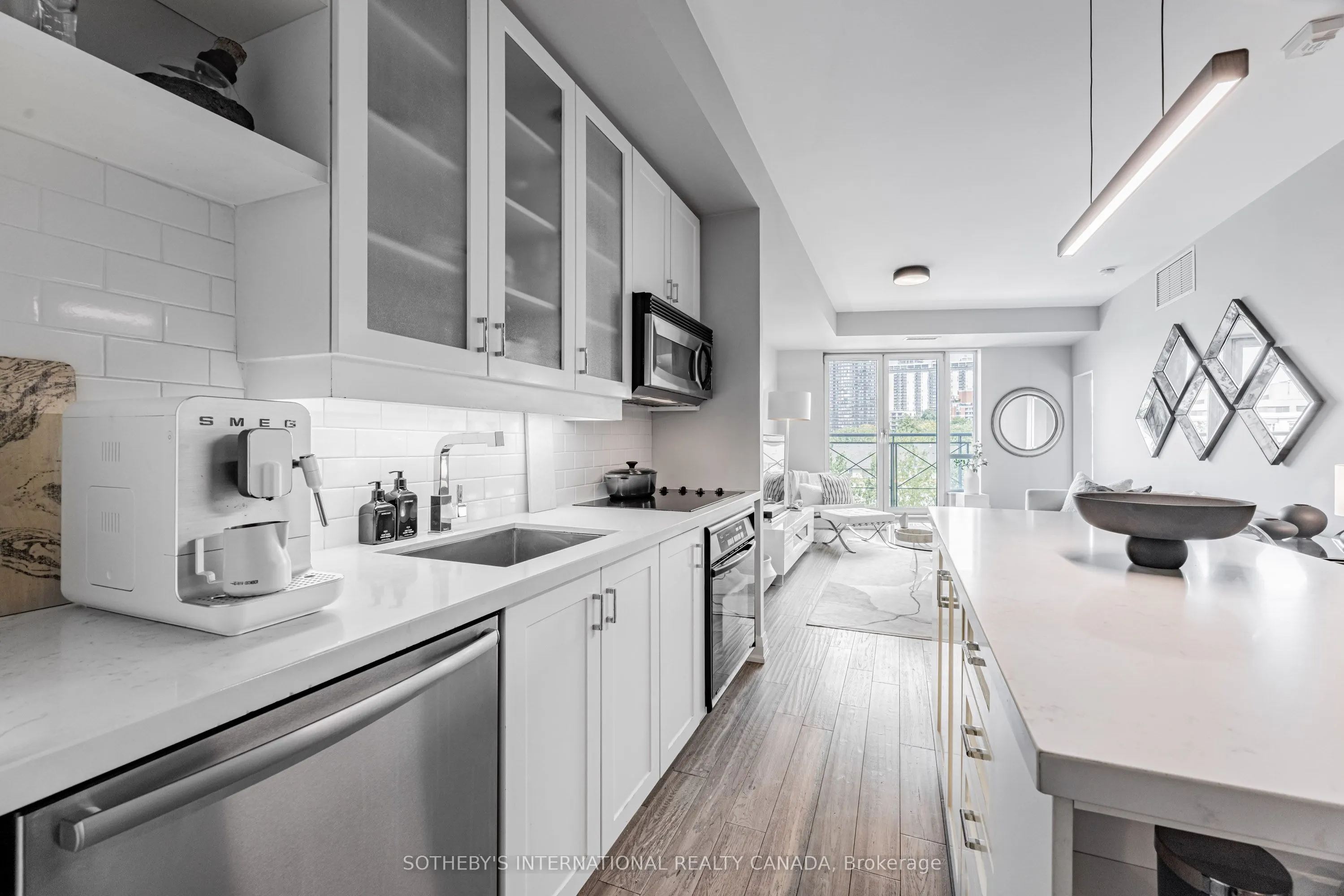20 Scrivener Square, #507