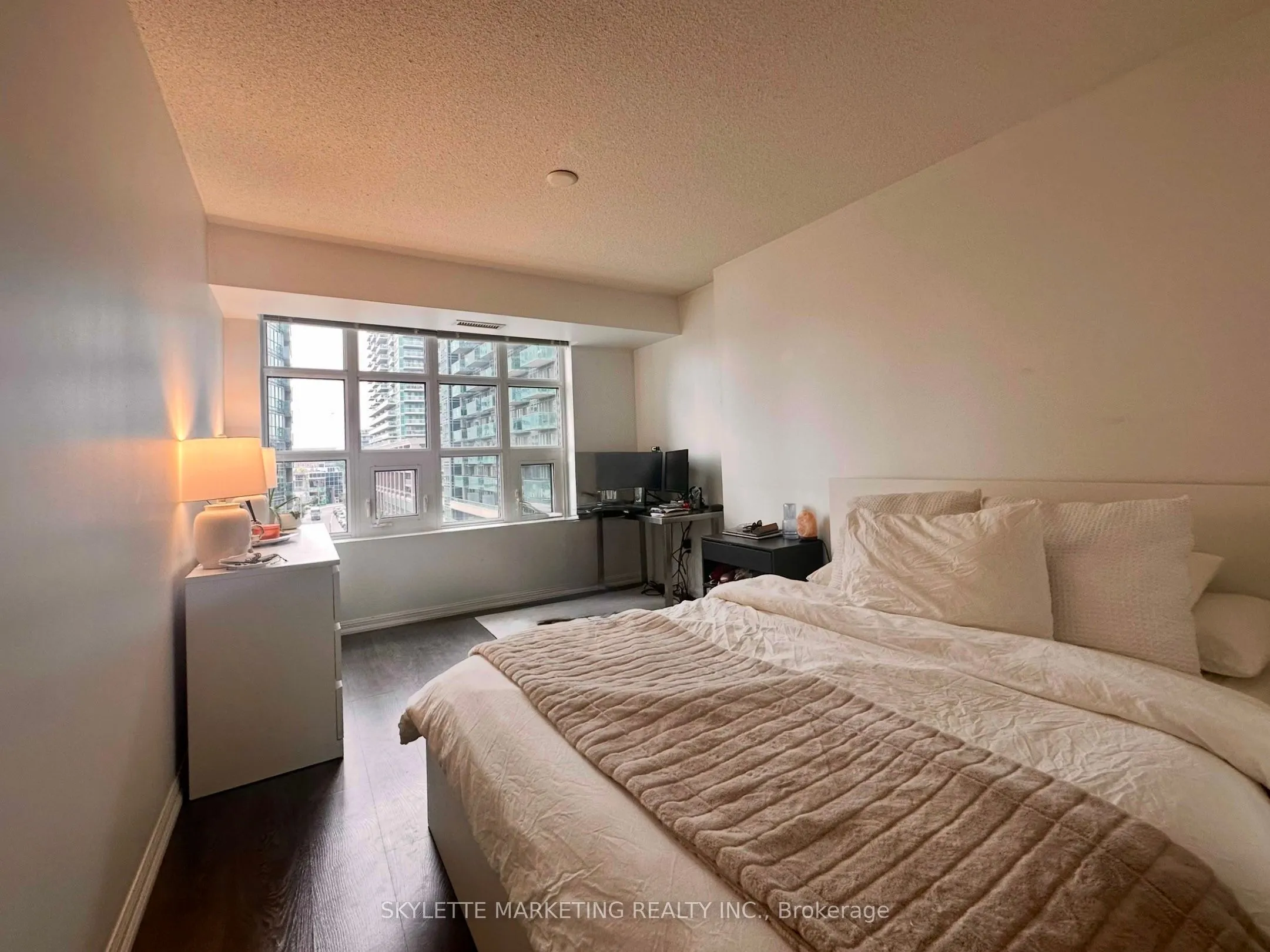85 East Liberty Street, #717