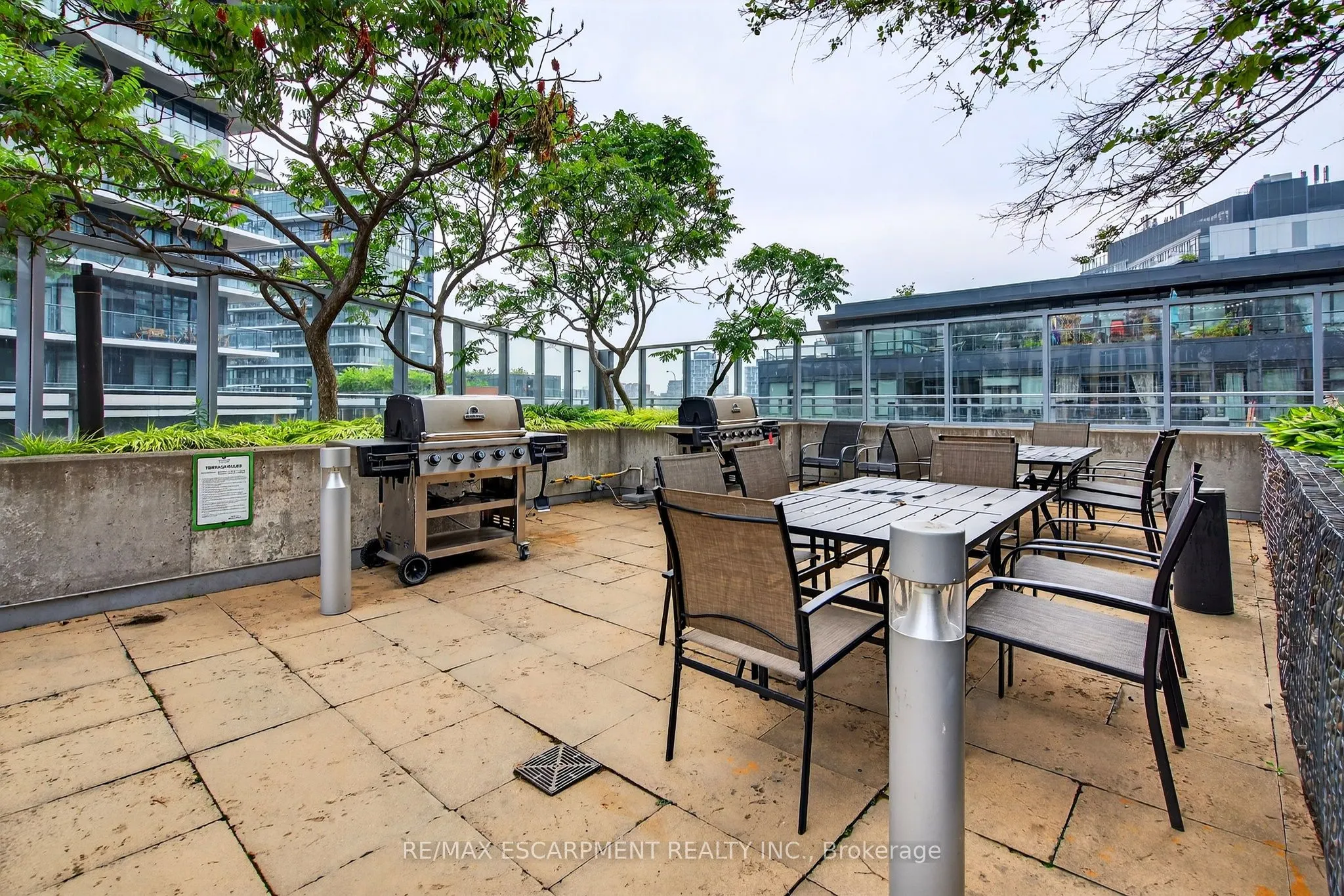 15 BRUYERES Mews, #212