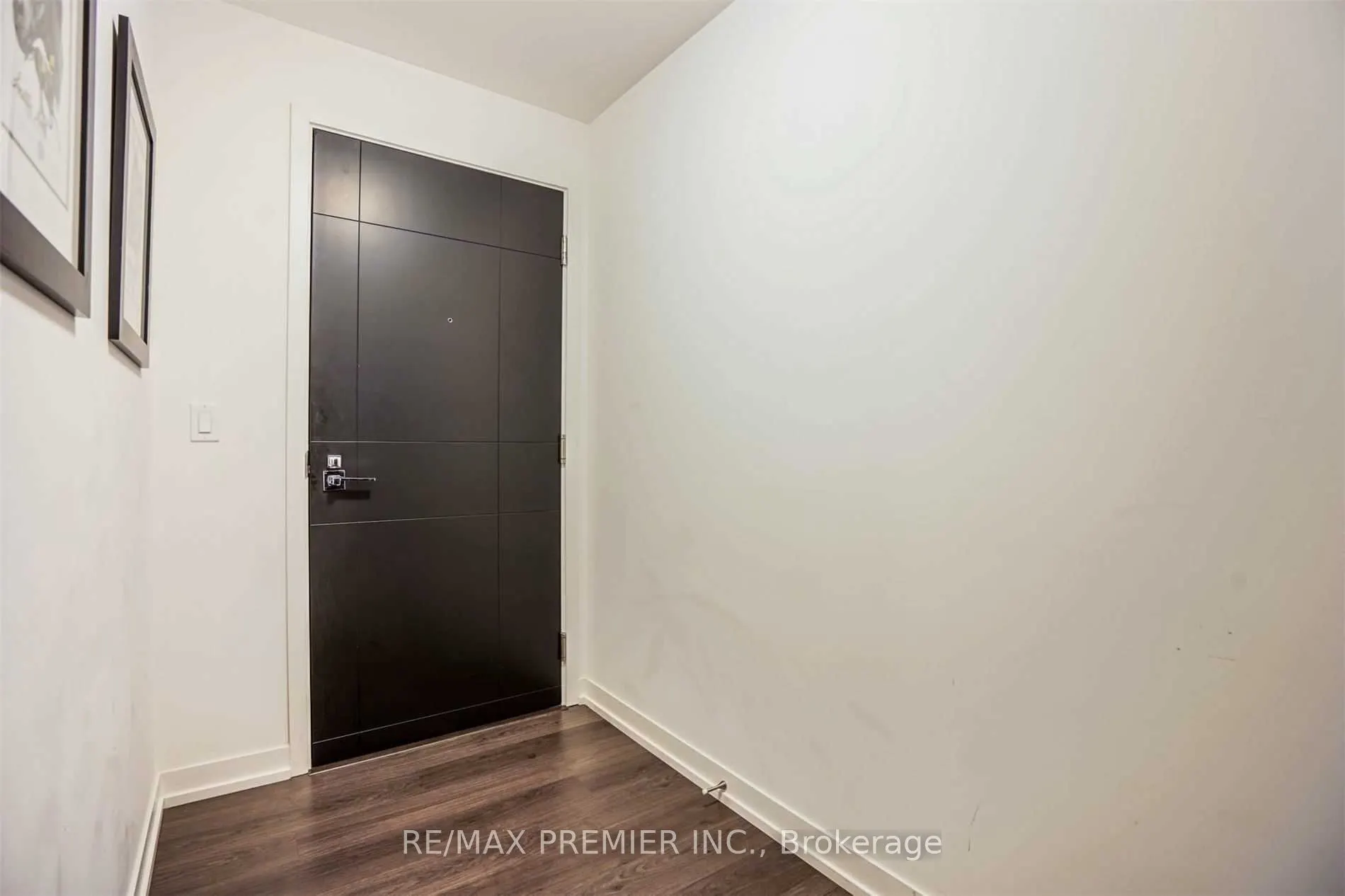 89 Dunfield Avenue, #636