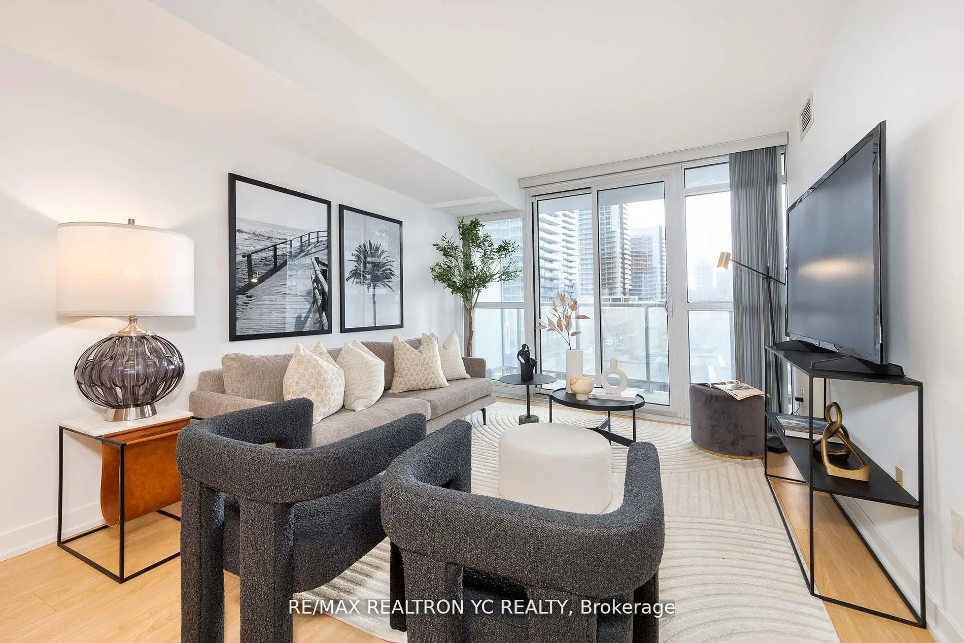 121 Mcmahon Drive, #710
