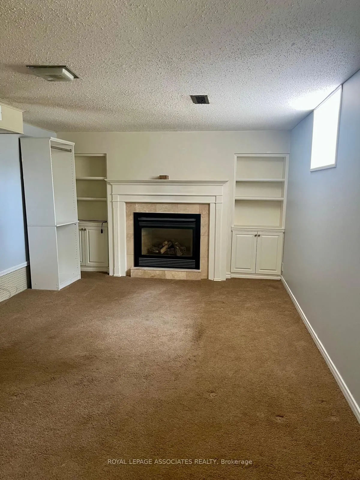 98 Wigmore Drive, #Lower