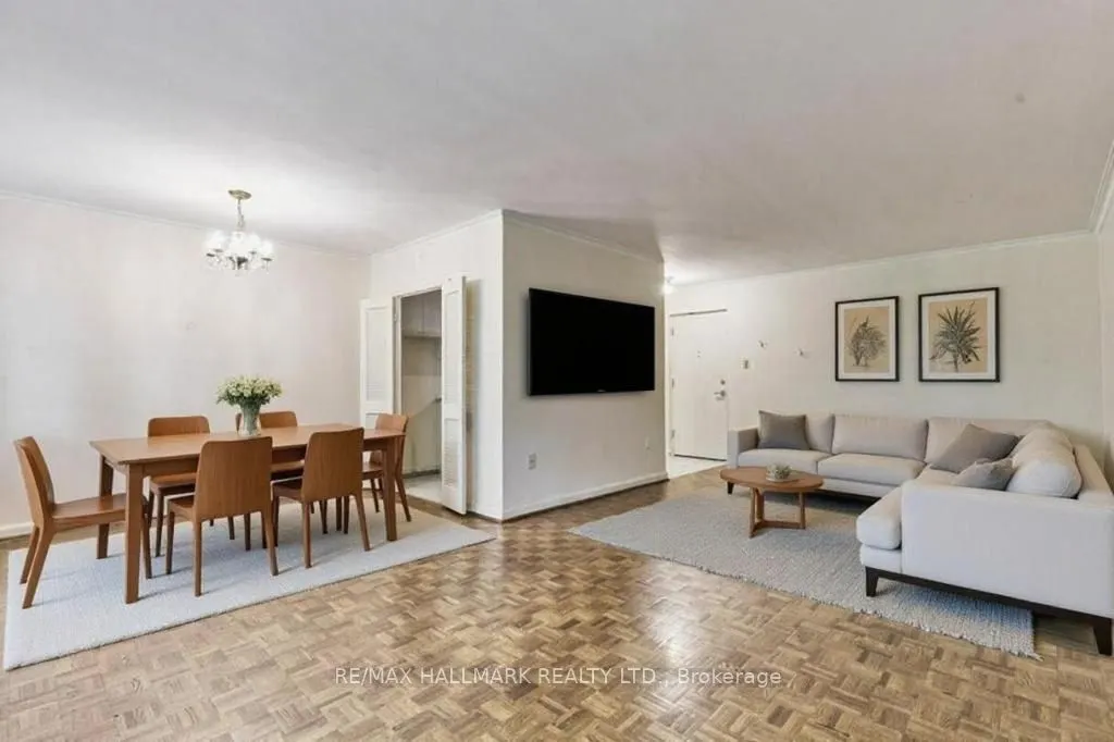40 Glen Road, #209