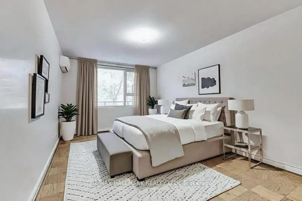 40 Glen Road, #209